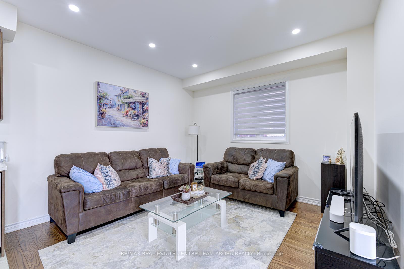 Photo 8 of 59 Allegro Drive, Brampton, Credit Valley — HOMEH