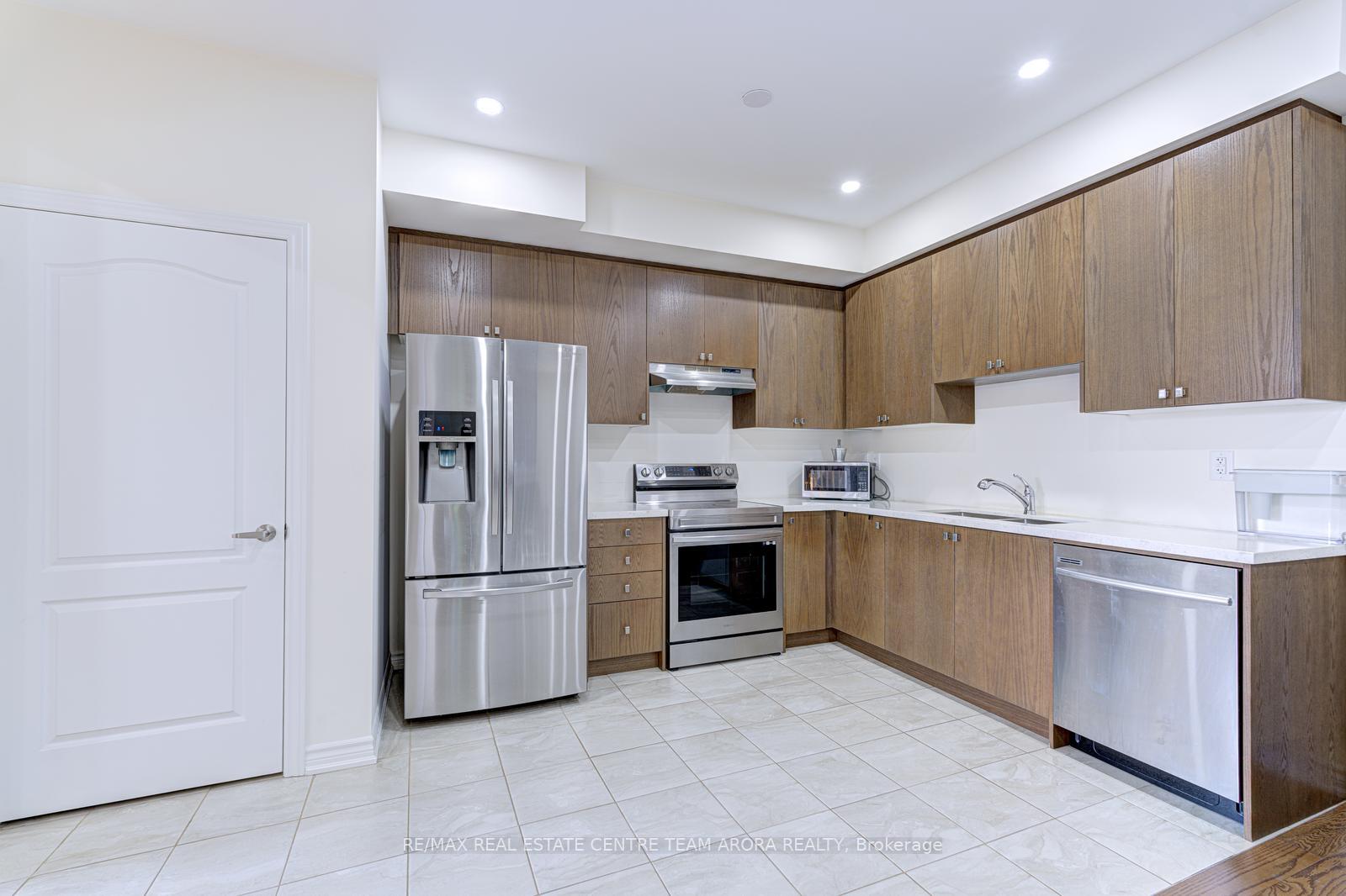 Photo 17 of 59 Allegro Drive, Brampton, Credit Valley — HOMEH