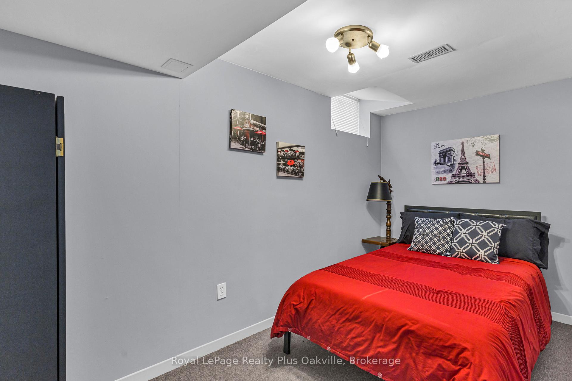 Photo 8 of 64 Lamont Place, Brampton, Westgate — HOMEH
