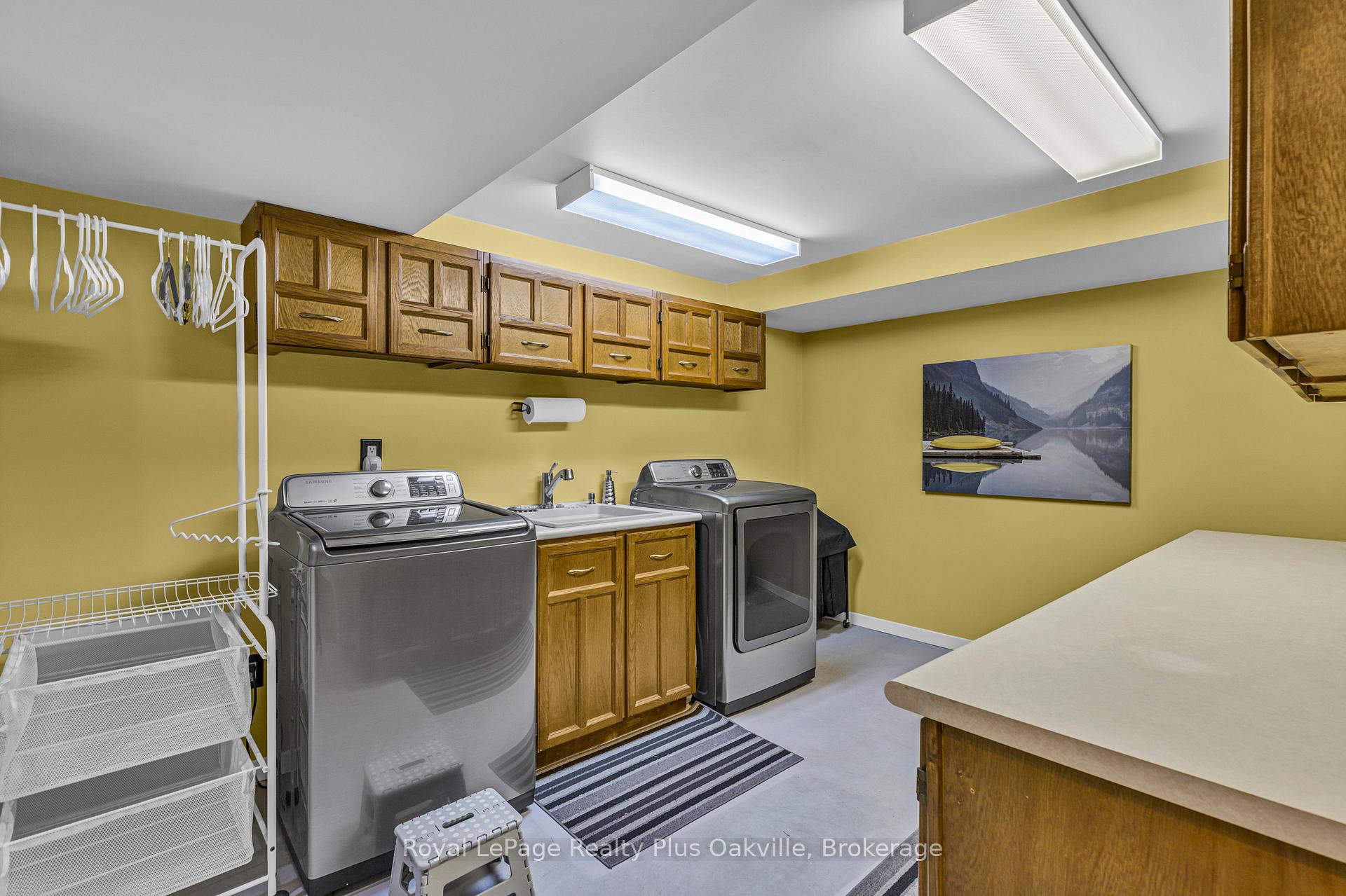 Photo 9 of 64 Lamont Place, Brampton, Westgate — HOMEH