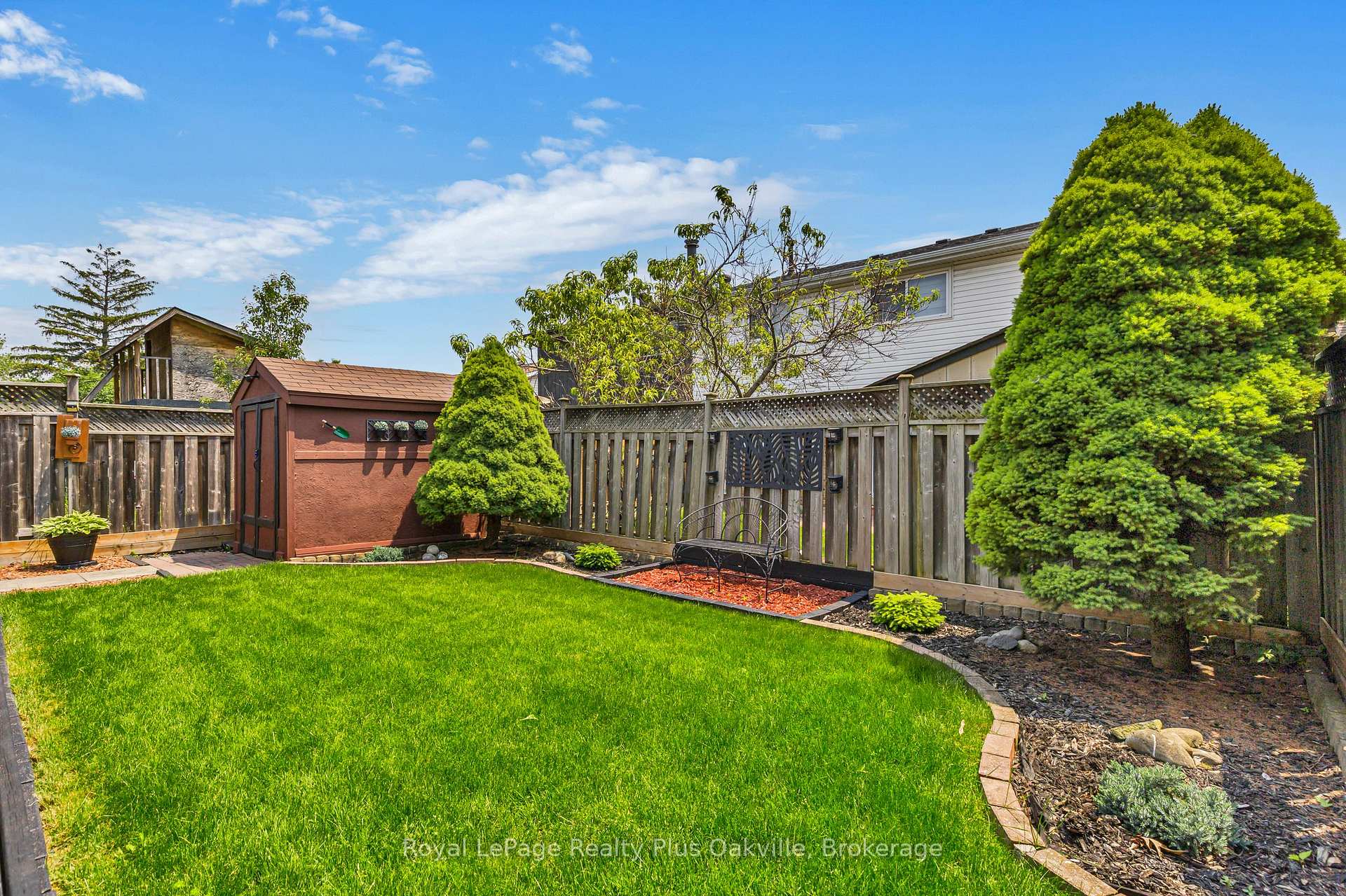 Photo 13 of 64 Lamont Place, Brampton, Westgate — HOMEH