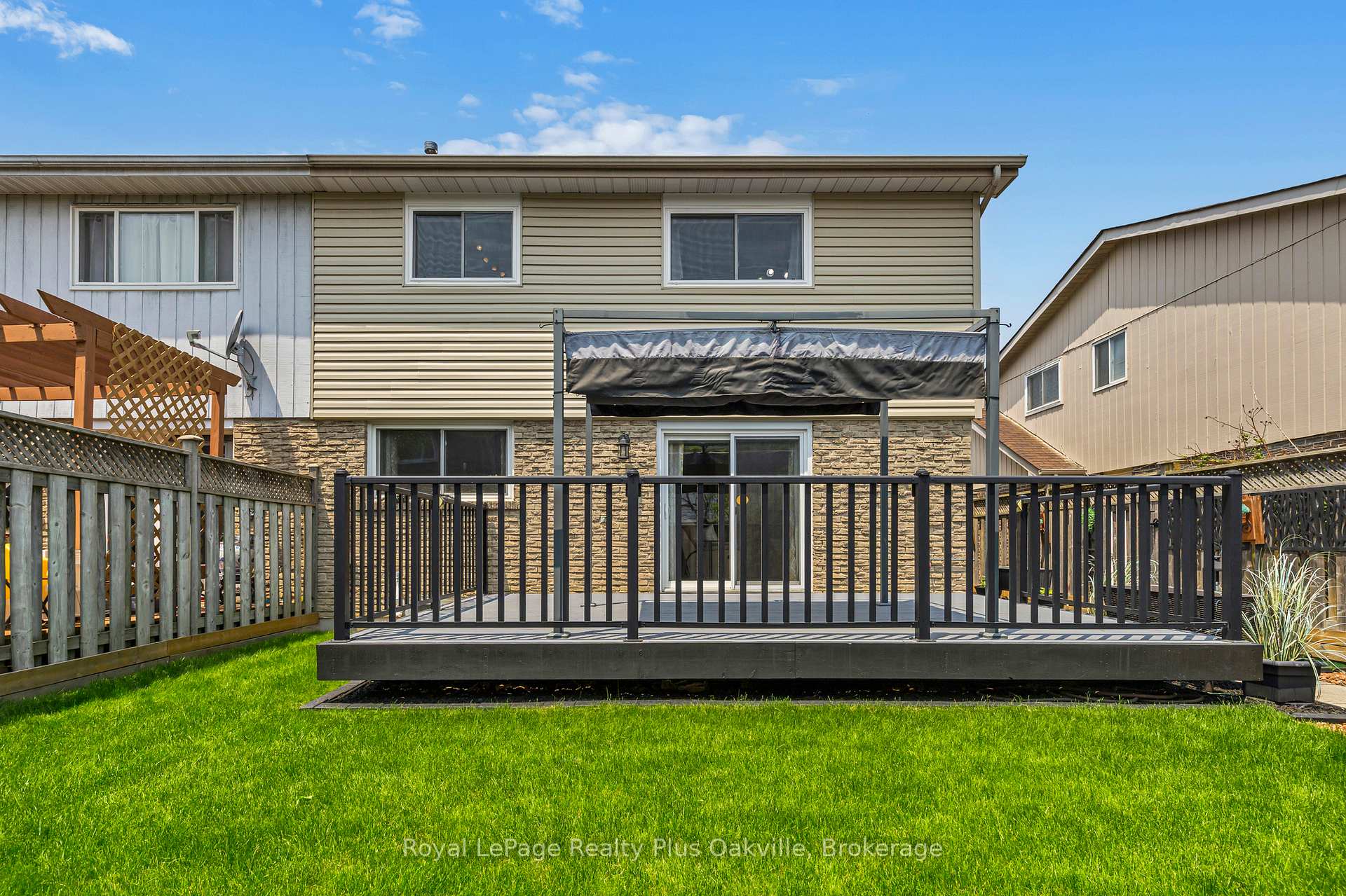 Photo 23 of 64 Lamont Place, Brampton, Westgate — HOMEH