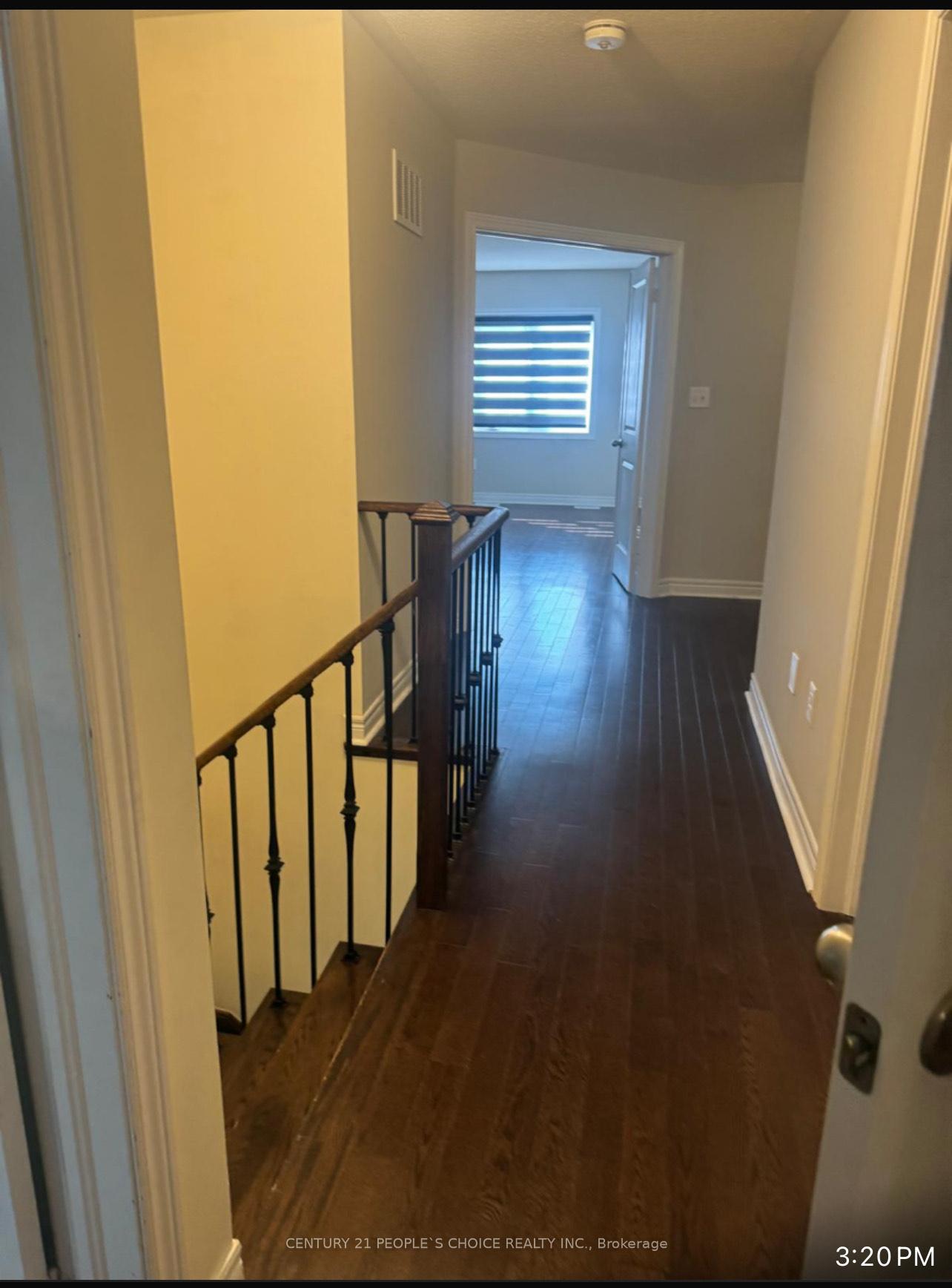 Photo 3 of 55 Finegan Circle, Brampton, Northwest Brampton — HOMEH