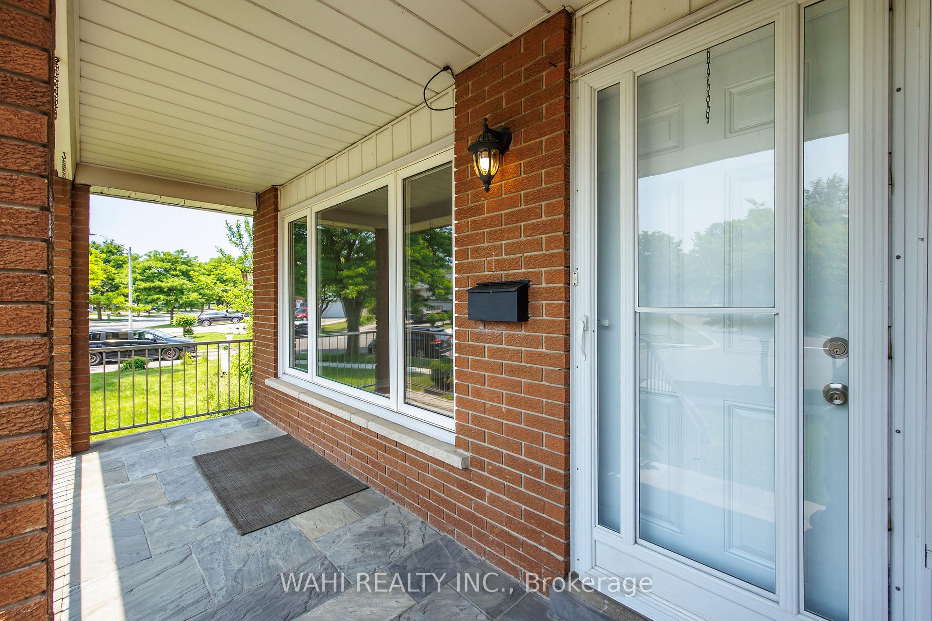 Photo 2 of 35 Jayfield Road, Brampton, Northgate — HOMEH