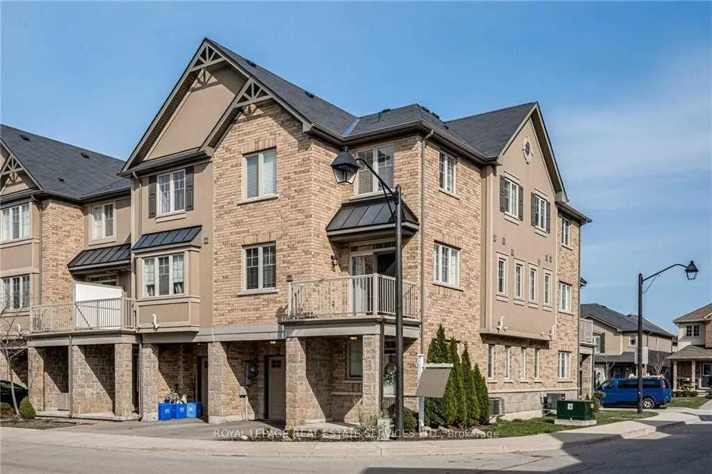 Photo 2 of Unit 47, 201 Westbank Trail, Hamilton, Stoney Creek Mountain — HOMEH