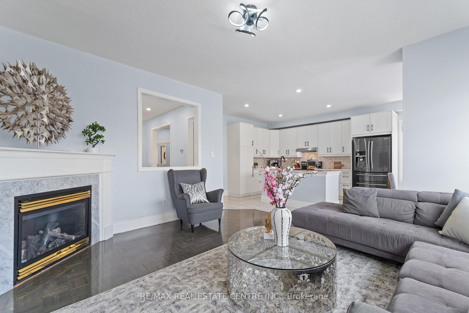 Photo 16 of 42 Zia Dodda Crescent, Brampton, Bram East — HOMEH