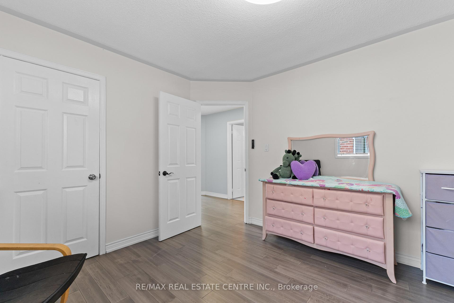 Photo 33 of 42 Zia Dodda Crescent, Brampton, Bram East — HOMEH