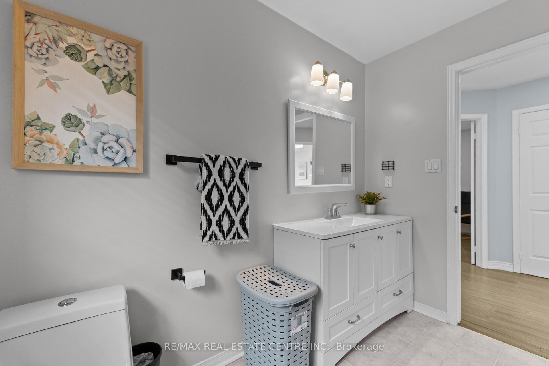 Photo 22 of 42 Zia Dodda Crescent, Brampton, Bram East — HOMEH