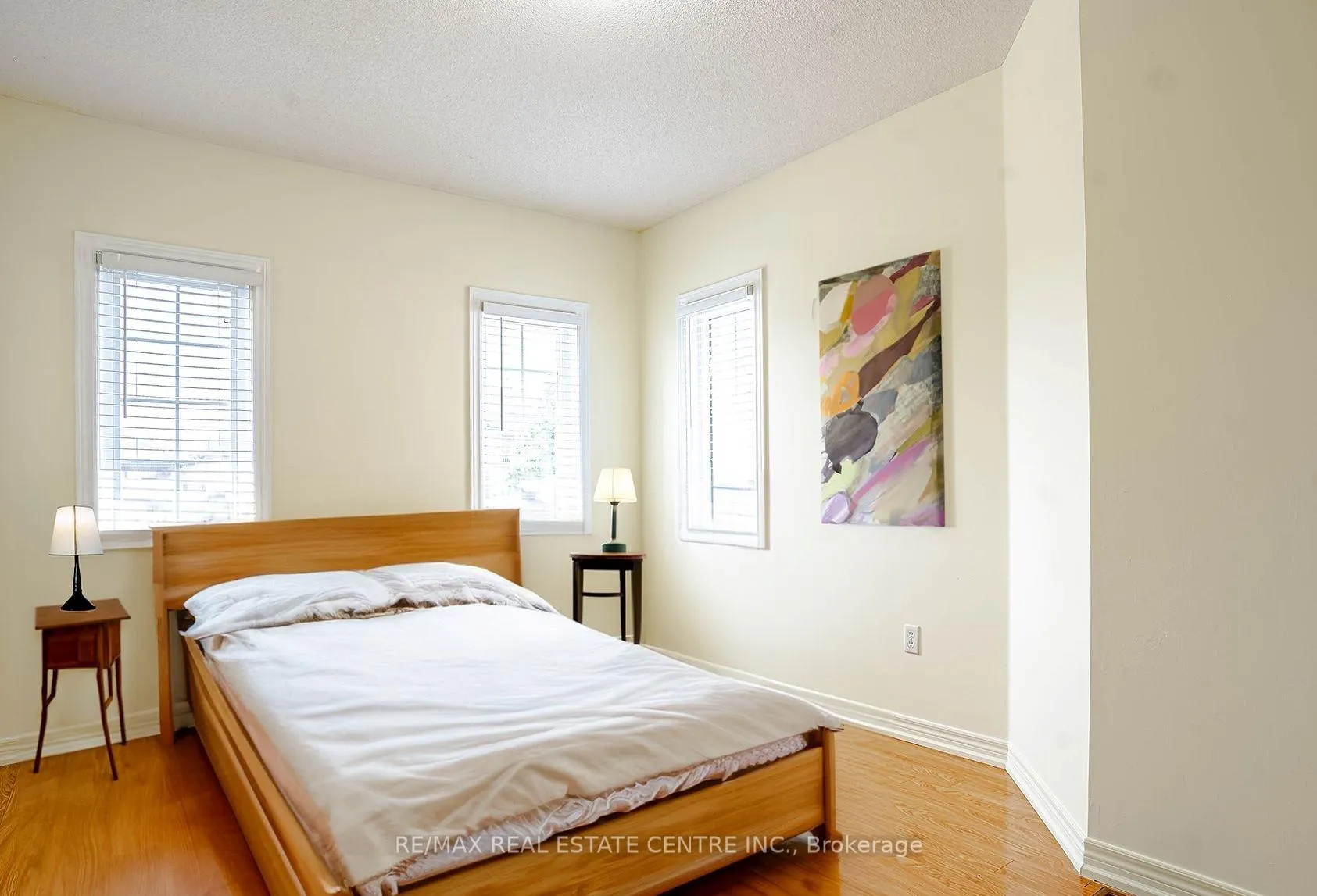 Photo 9 of 106 Silent Pond Crescent, Brampton, Madoc — HOMEH