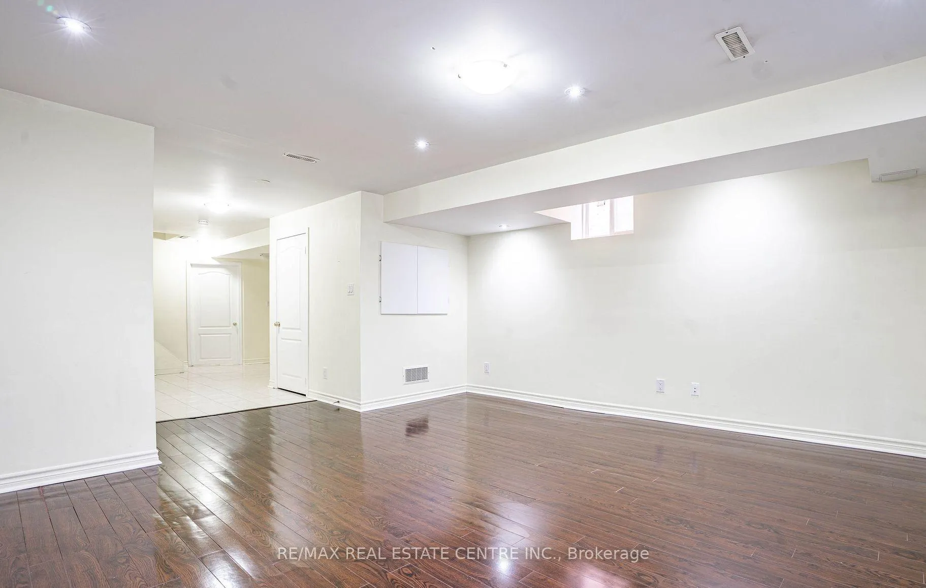 Photo 18 of 106 Silent Pond Crescent, Brampton, Madoc — HOMEH