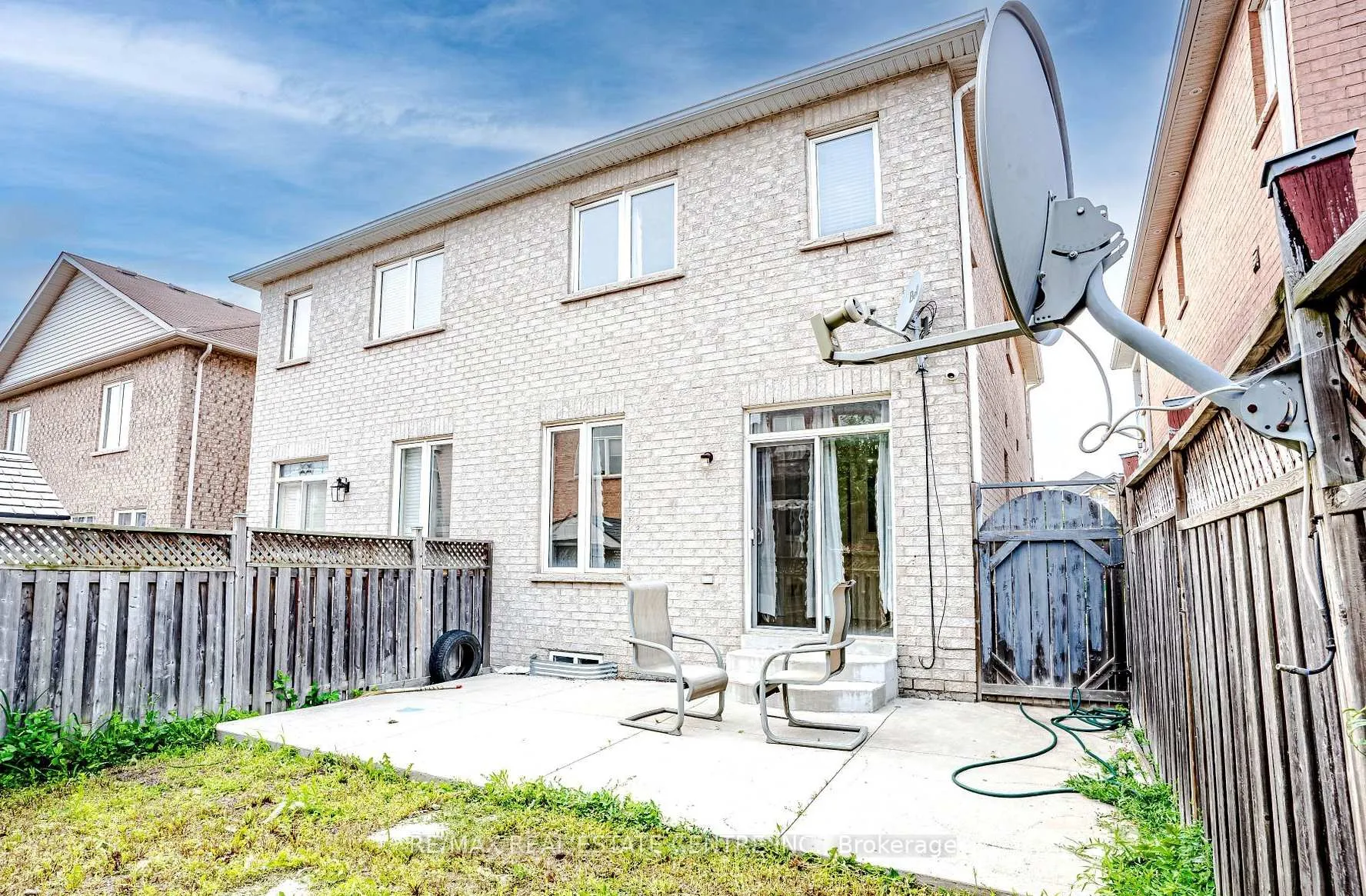 Photo 23 of 106 Silent Pond Crescent, Brampton, Madoc — HOMEH