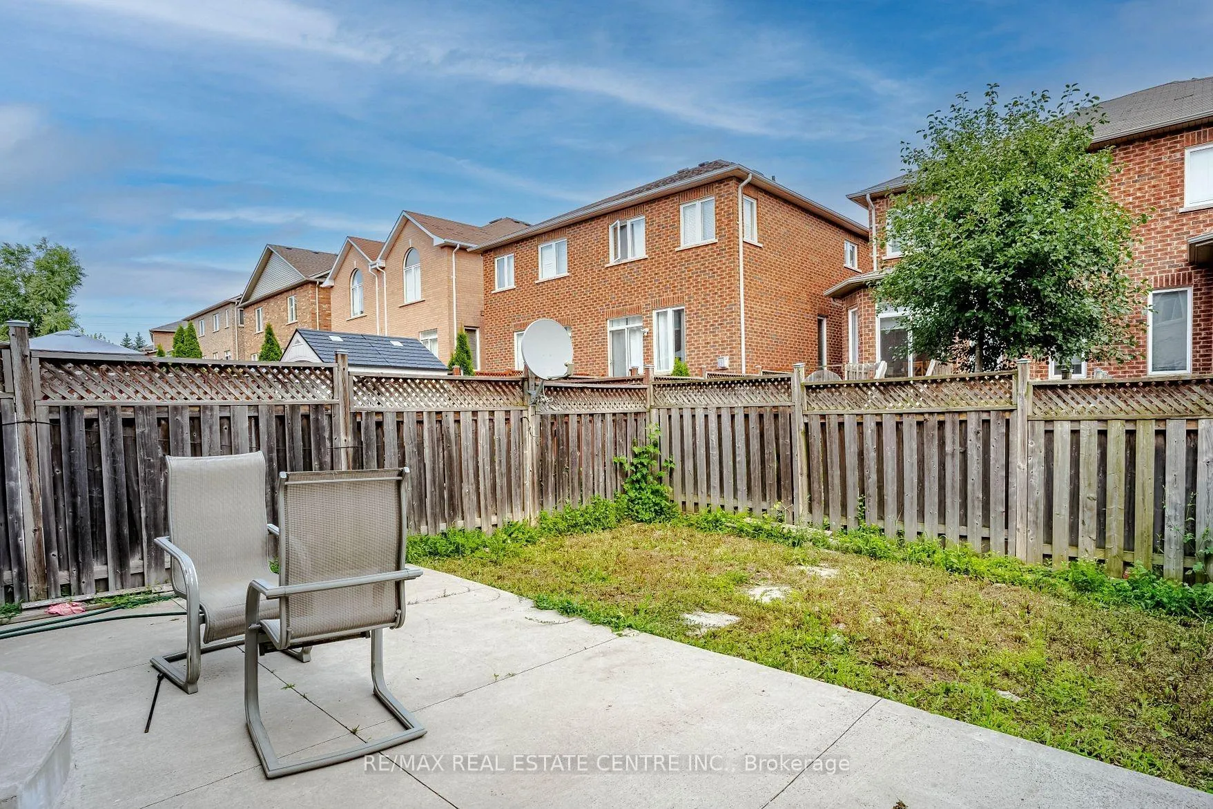 Photo 24 of 106 Silent Pond Crescent, Brampton, Madoc — HOMEH