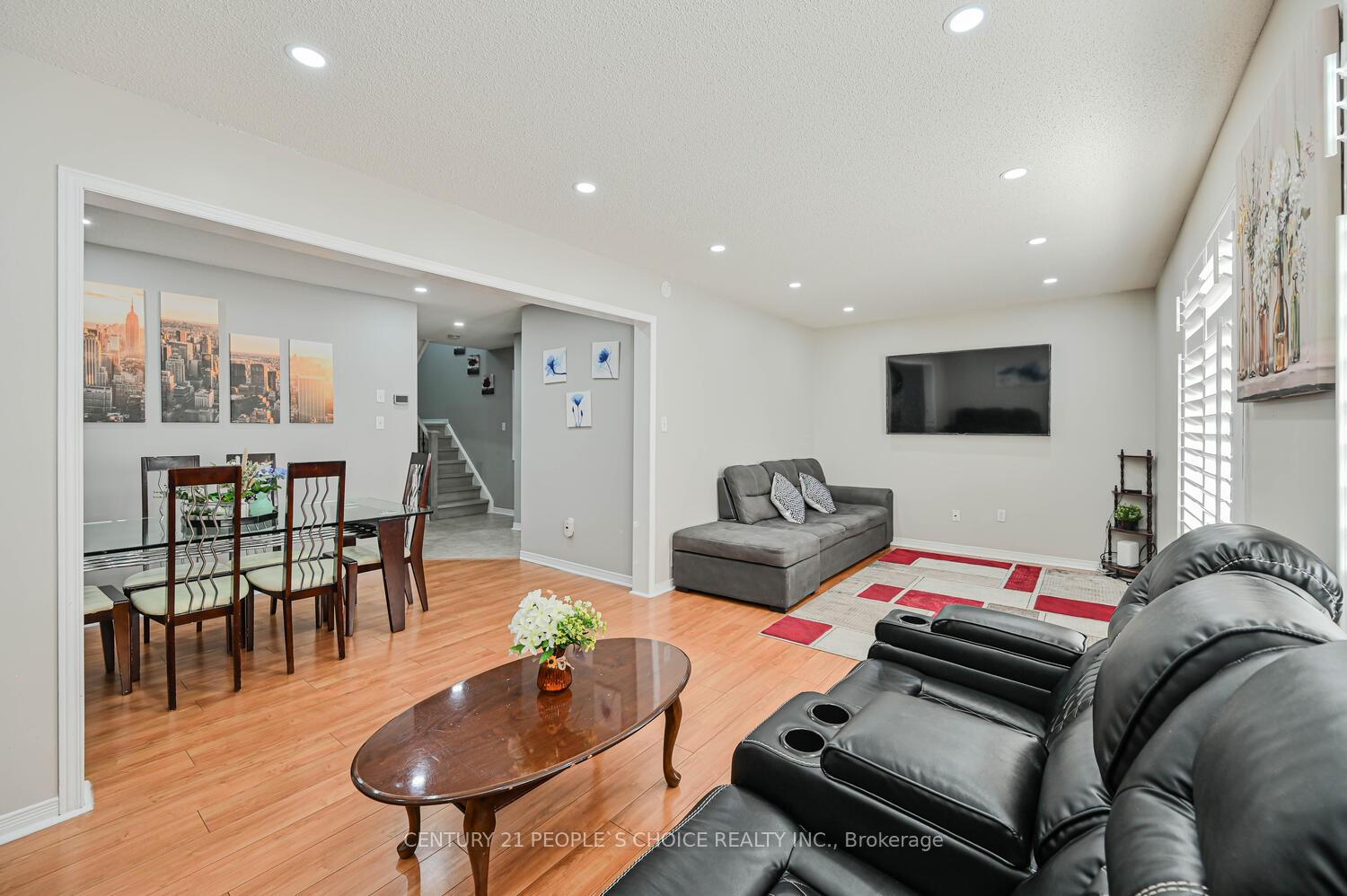 Photo 3 of 4 Domenico Crescent, Brampton, Bram East — HOMEH