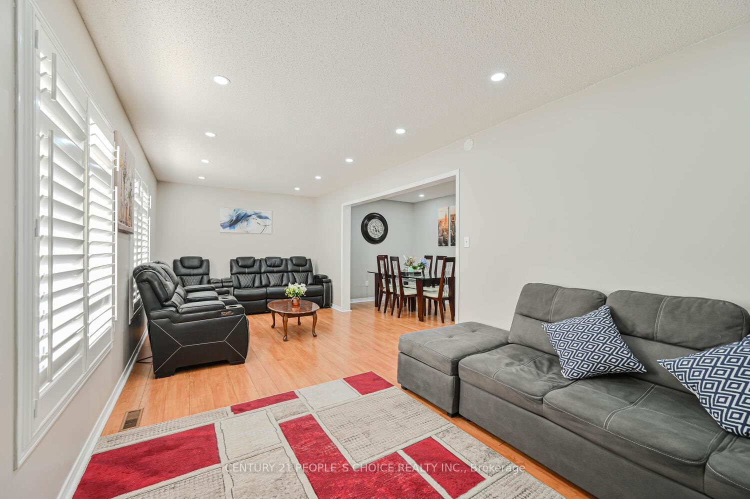 Photo 6 of 4 Domenico Crescent, Brampton, Bram East — HOMEH