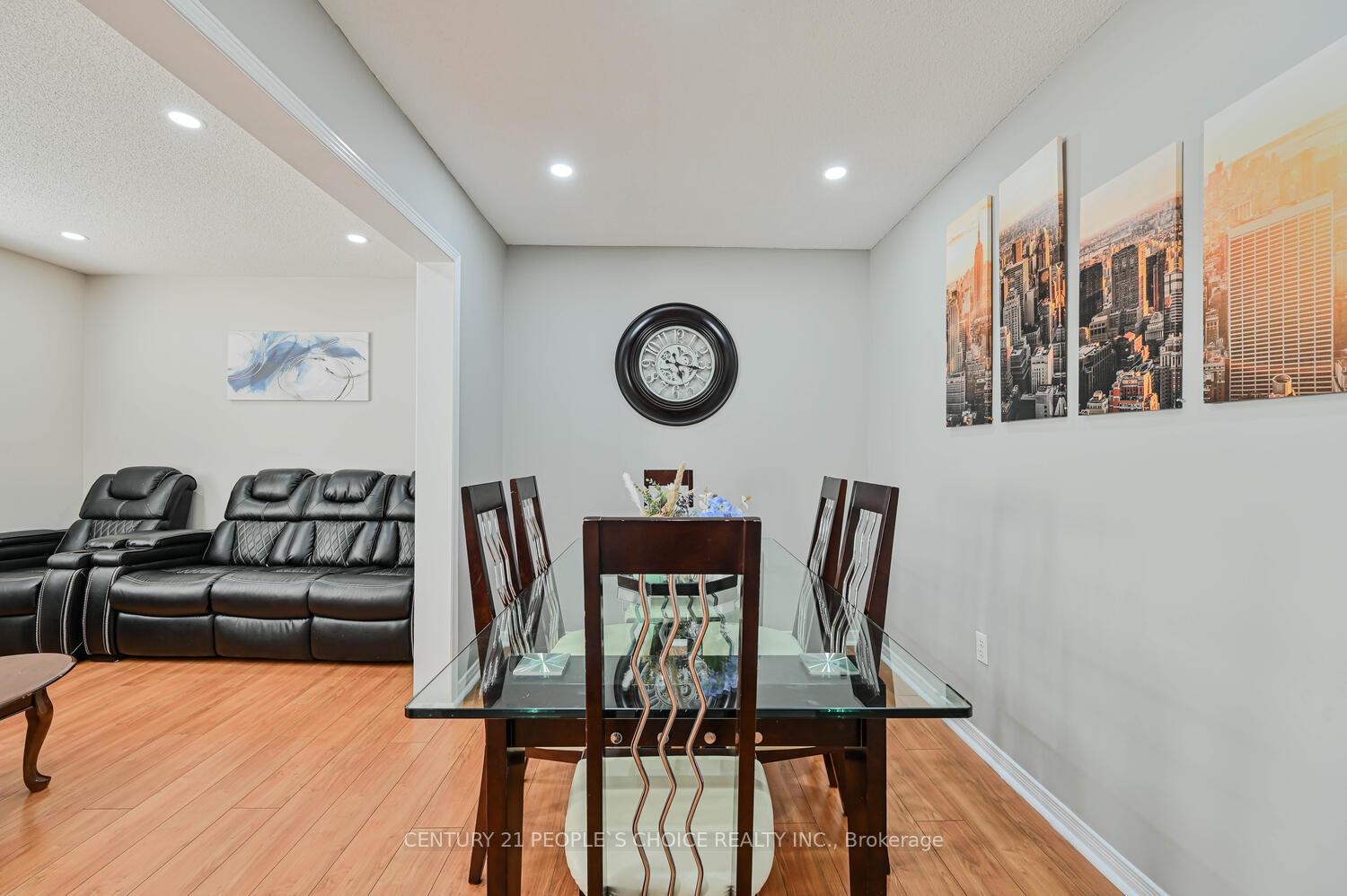 Photo 10 of 4 Domenico Crescent, Brampton, Bram East — HOMEH