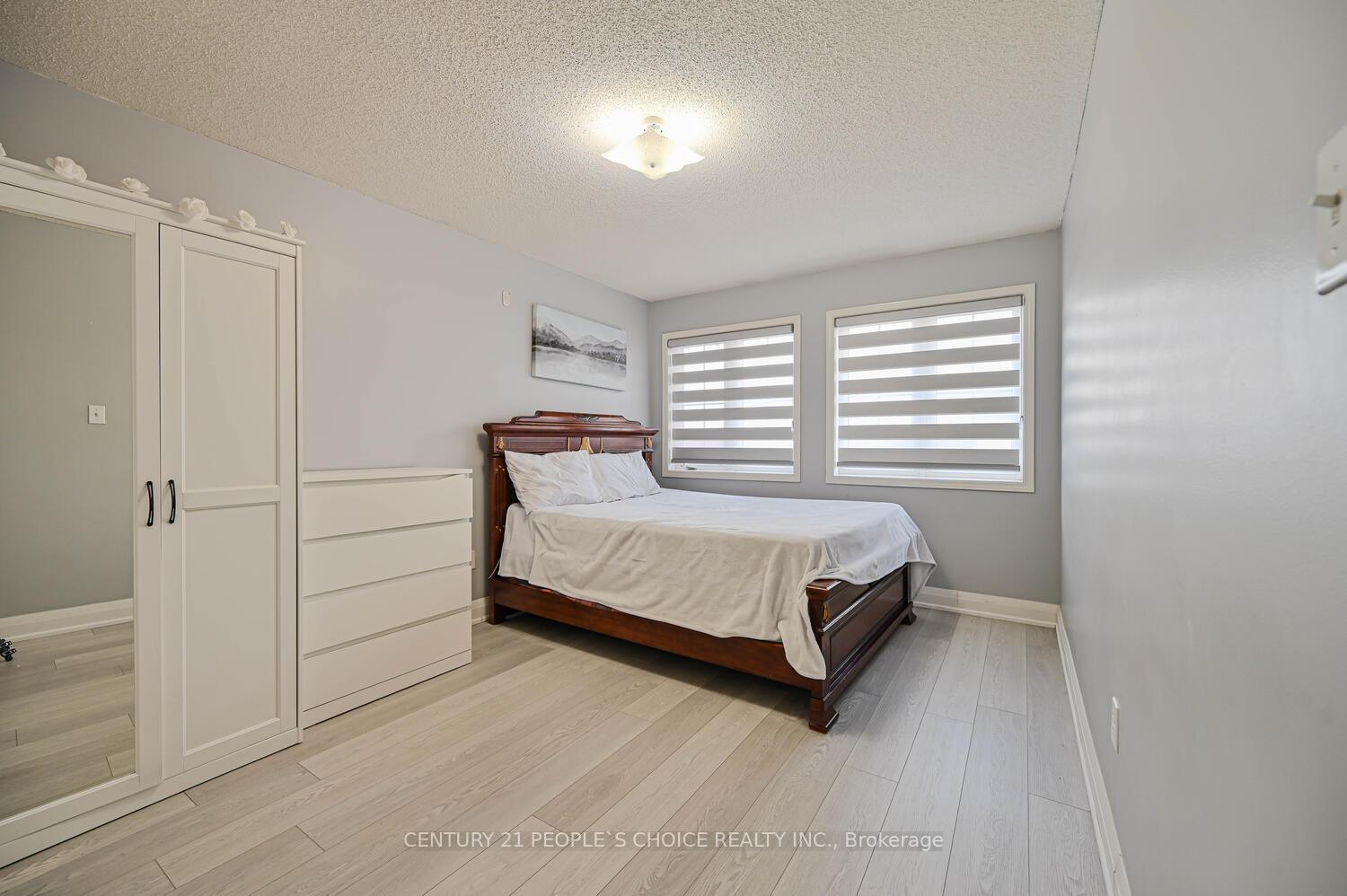 Photo 14 of 4 Domenico Crescent, Brampton, Bram East — HOMEH