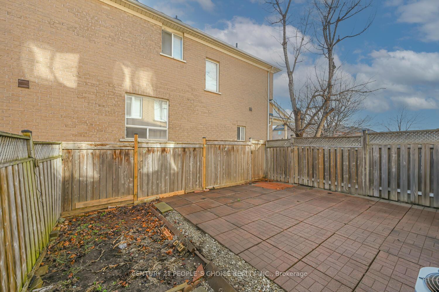 Photo 24 of 4 Domenico Crescent, Brampton, Bram East — HOMEH