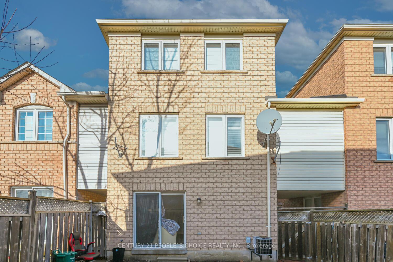 Photo 22 of 4 Domenico Crescent, Brampton, Bram East — HOMEH