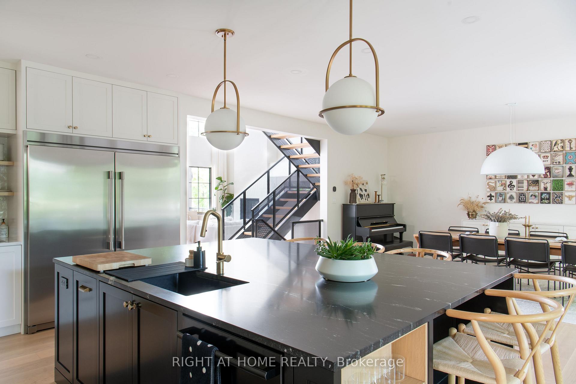 Photo 6 of 421 Fraser Avenue, Ottawa, Woodroffe — HOMEH