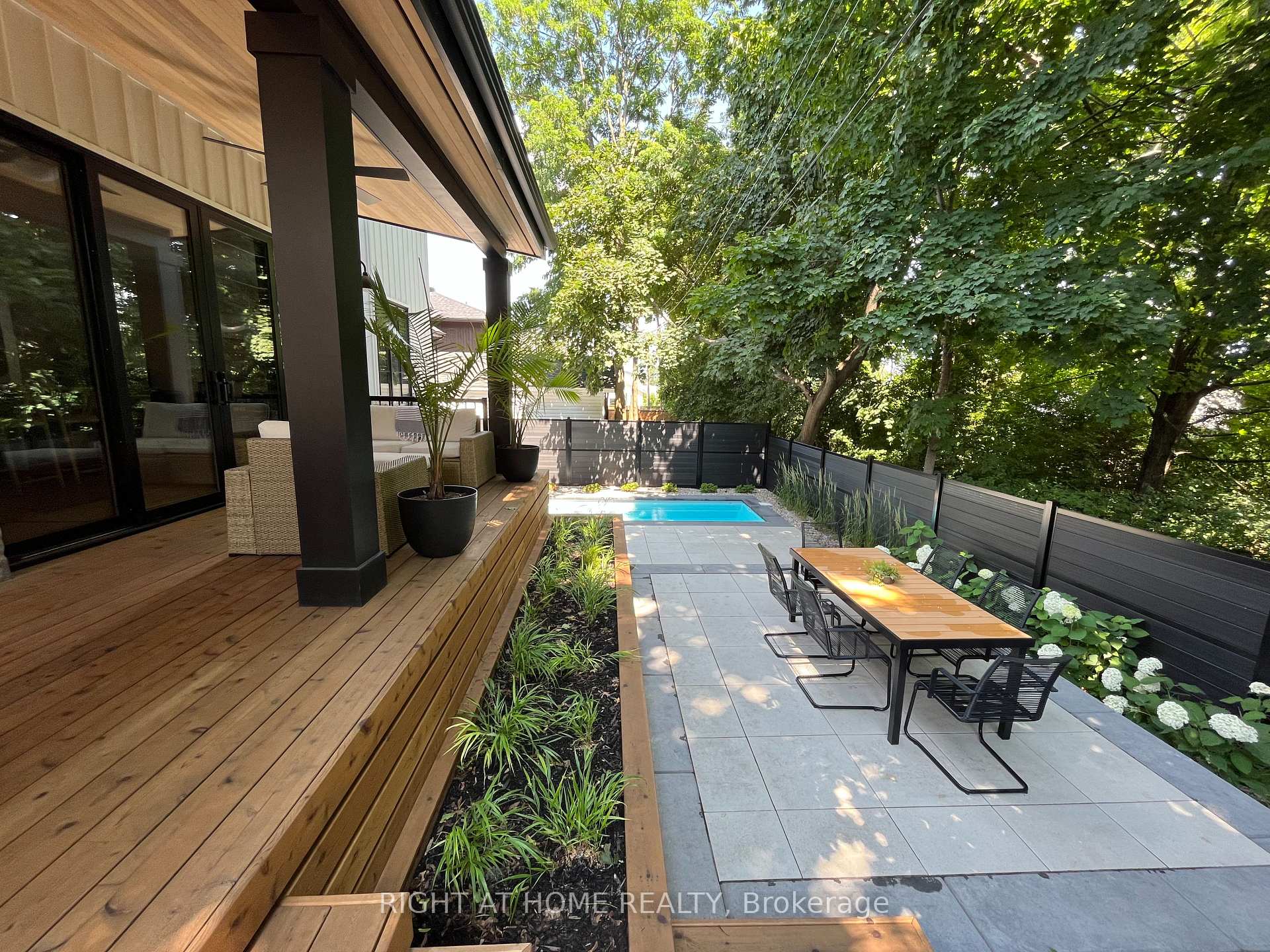 Photo 39 of 421 Fraser Avenue, Ottawa, Woodroffe — HOMEH