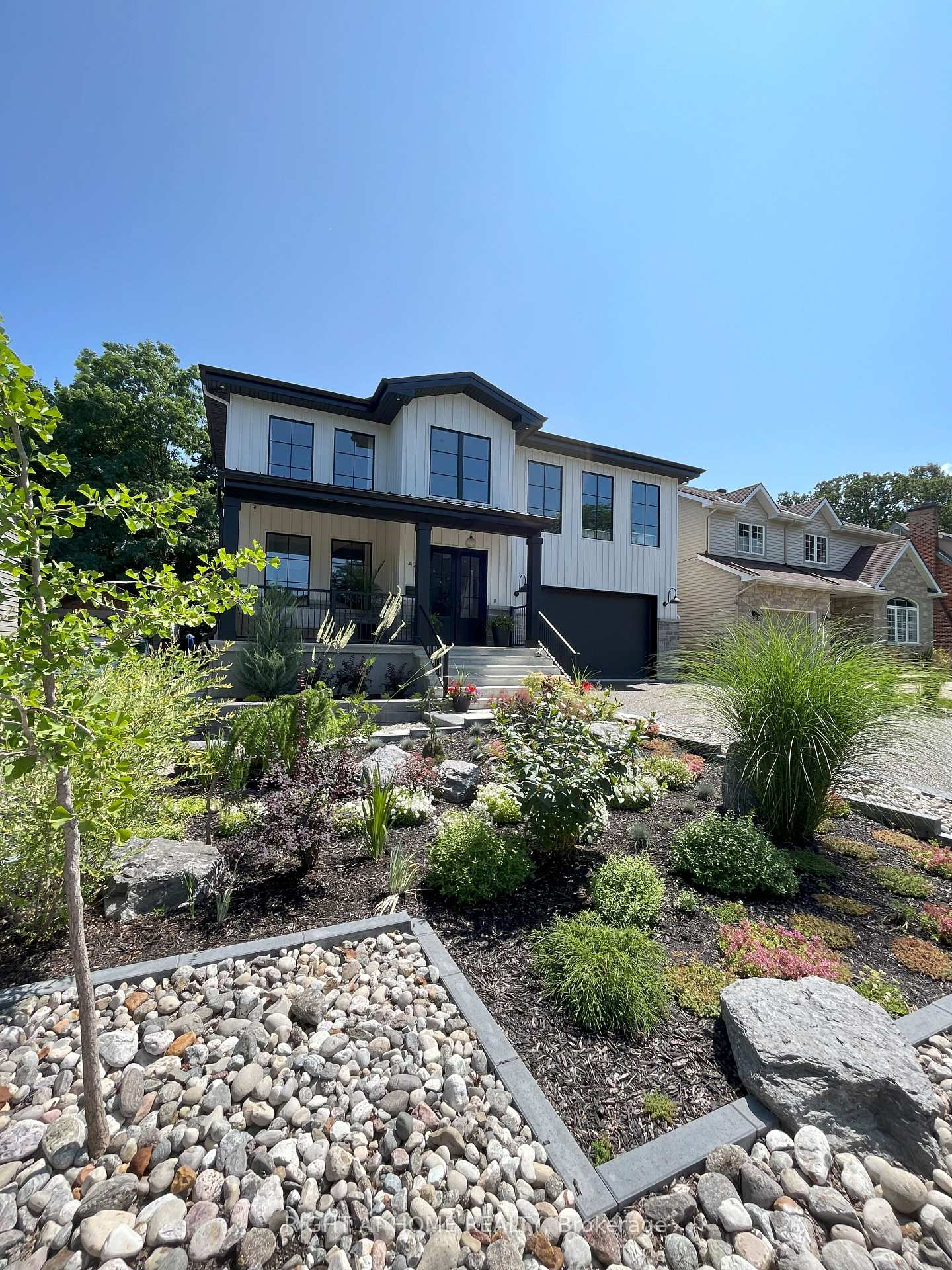 Photo 49 of 421 Fraser Avenue, Ottawa, Woodroffe — HOMEH