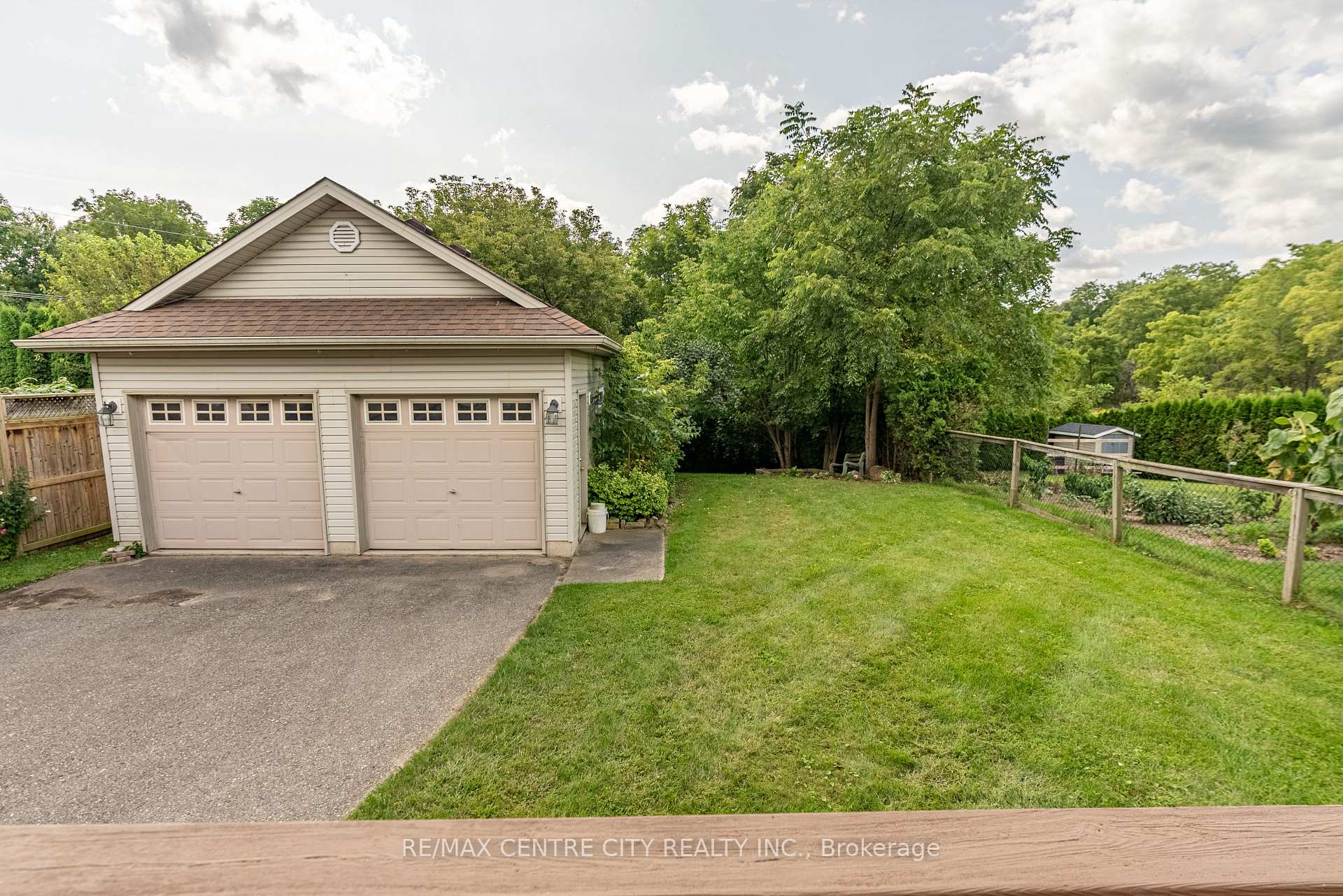 Photo 29 of 8 Cottonwood Boulevard, Aylmer — HOMEH