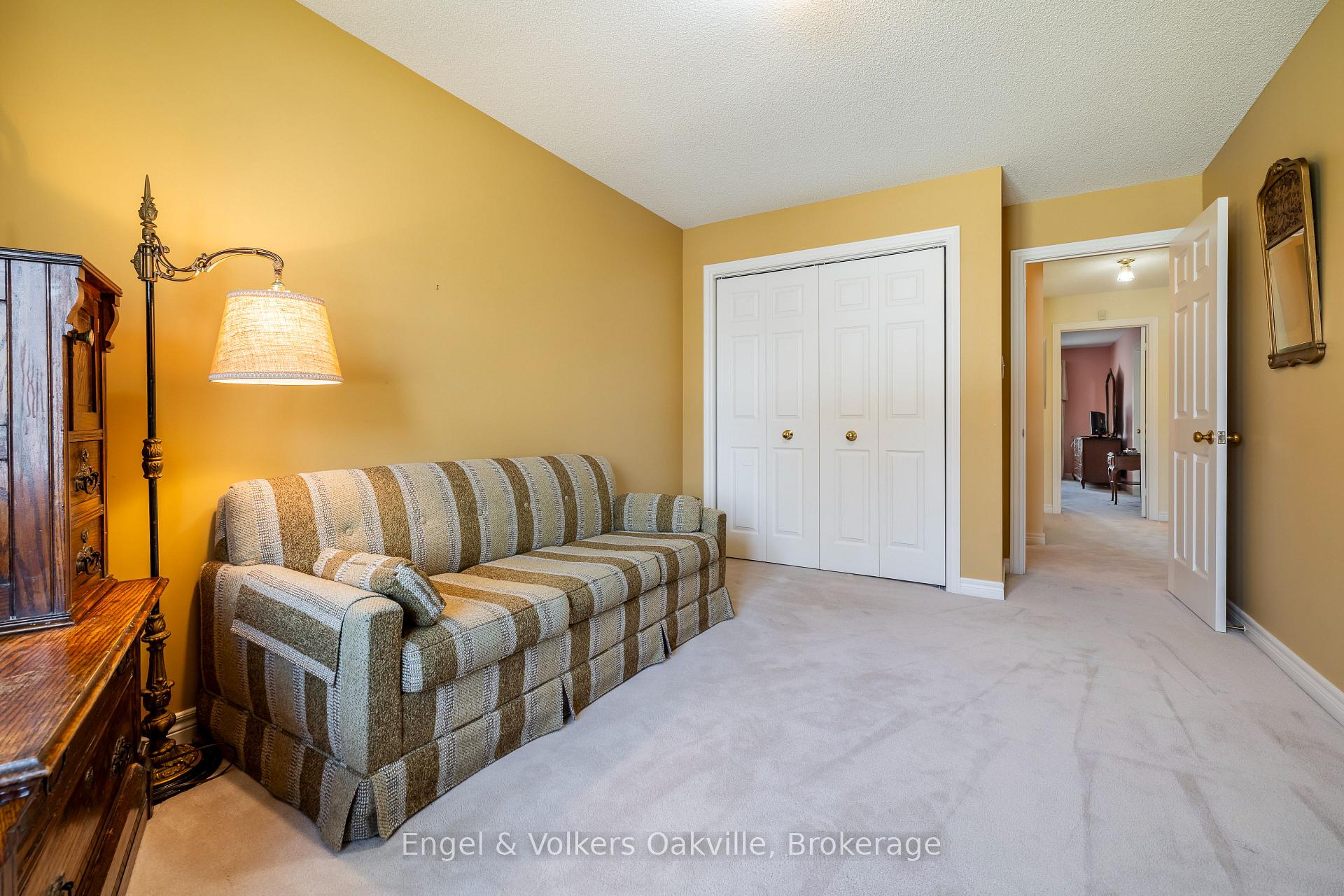 Photo 25 of 950 Wintergreen Place, Burlington, Bayview — HOMEH