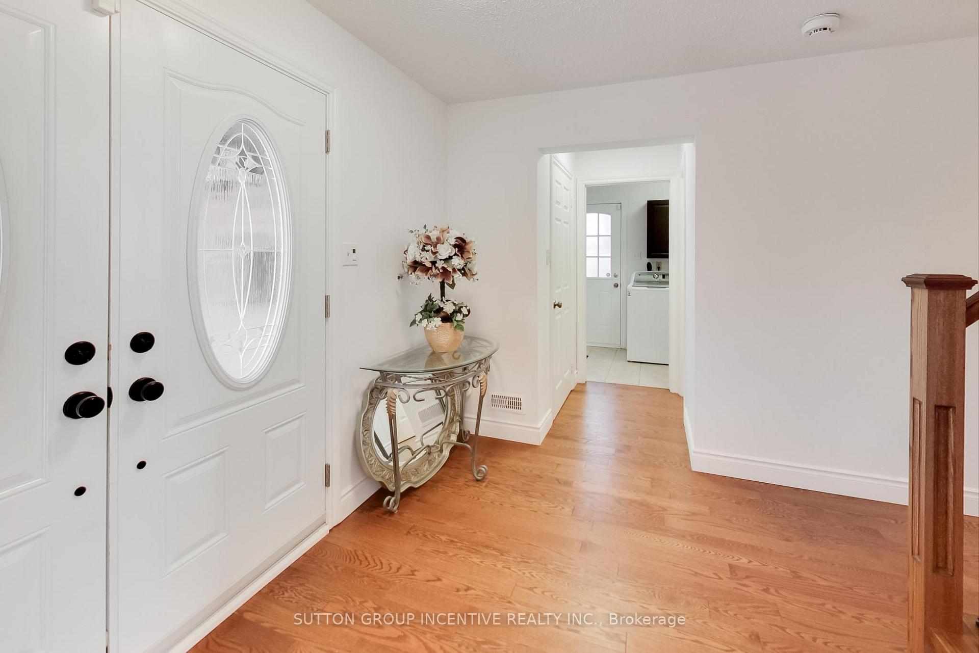Photo 5 of 88 Golden Meadow Road, Barrie, Bayshore — HOMEH