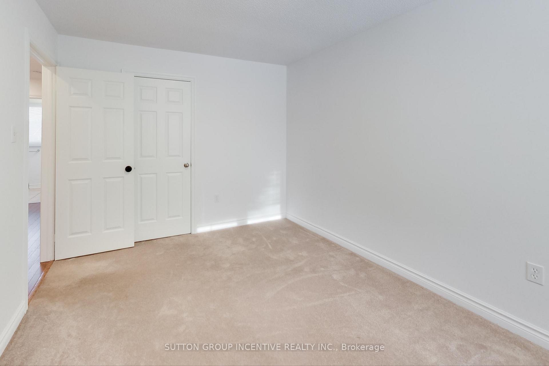 Photo 23 of 88 Golden Meadow Road, Barrie, Bayshore — HOMEH