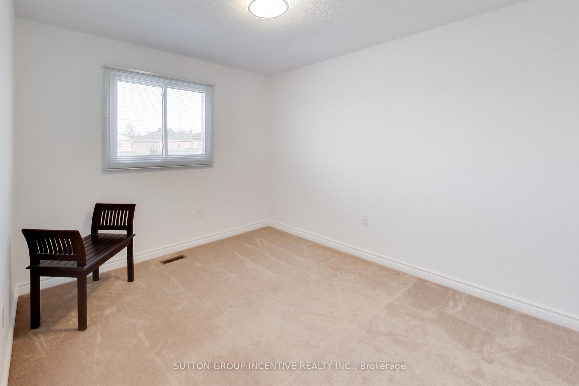 Photo 24 of 88 Golden Meadow Road, Barrie, Bayshore — HOMEH