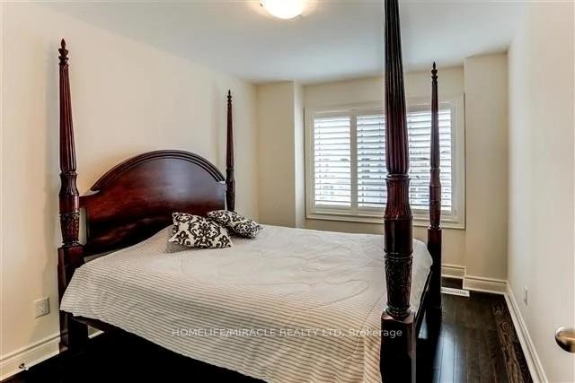 Photo 13 of 10 Andretti Crescent, Brampton, Credit Valley — HOMEH