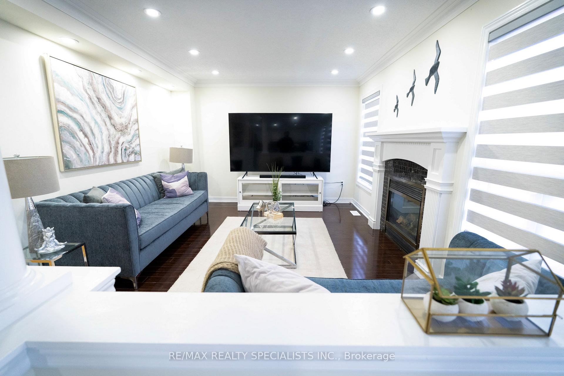 Photo 36 of 11 Foxmere Road, Brampton, Fletcher's Meadow — HOMEH