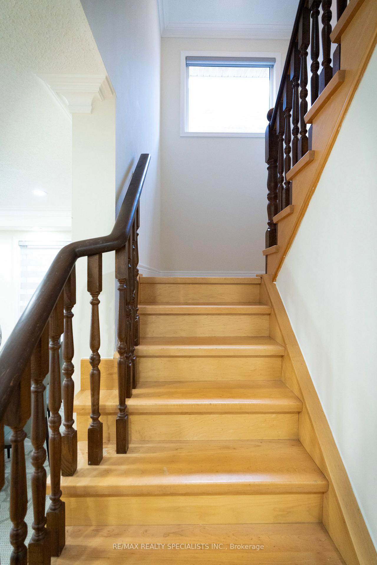 Photo 6 of 11 Foxmere Road, Brampton, Fletcher's Meadow — HOMEH