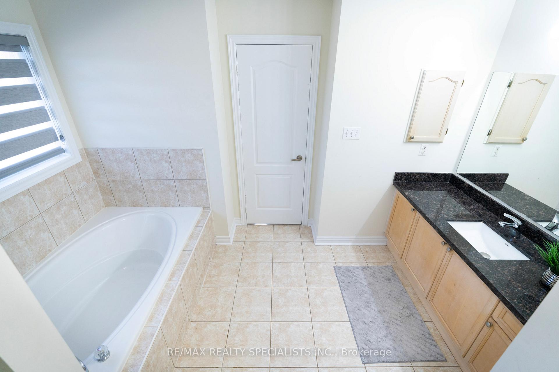 Photo 11 of 11 Foxmere Road, Brampton, Fletcher's Meadow — HOMEH