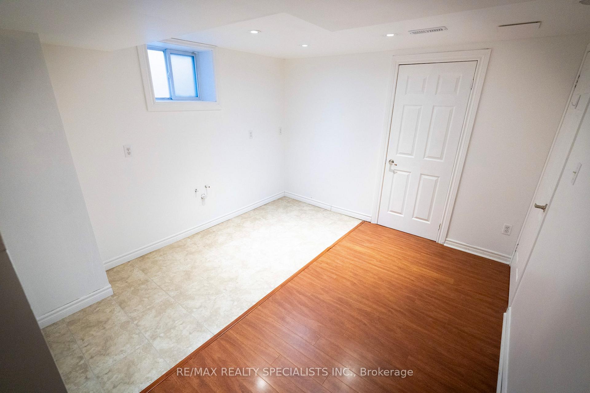 Photo 10 of 11 Foxmere Road, Brampton, Fletcher's Meadow — HOMEH