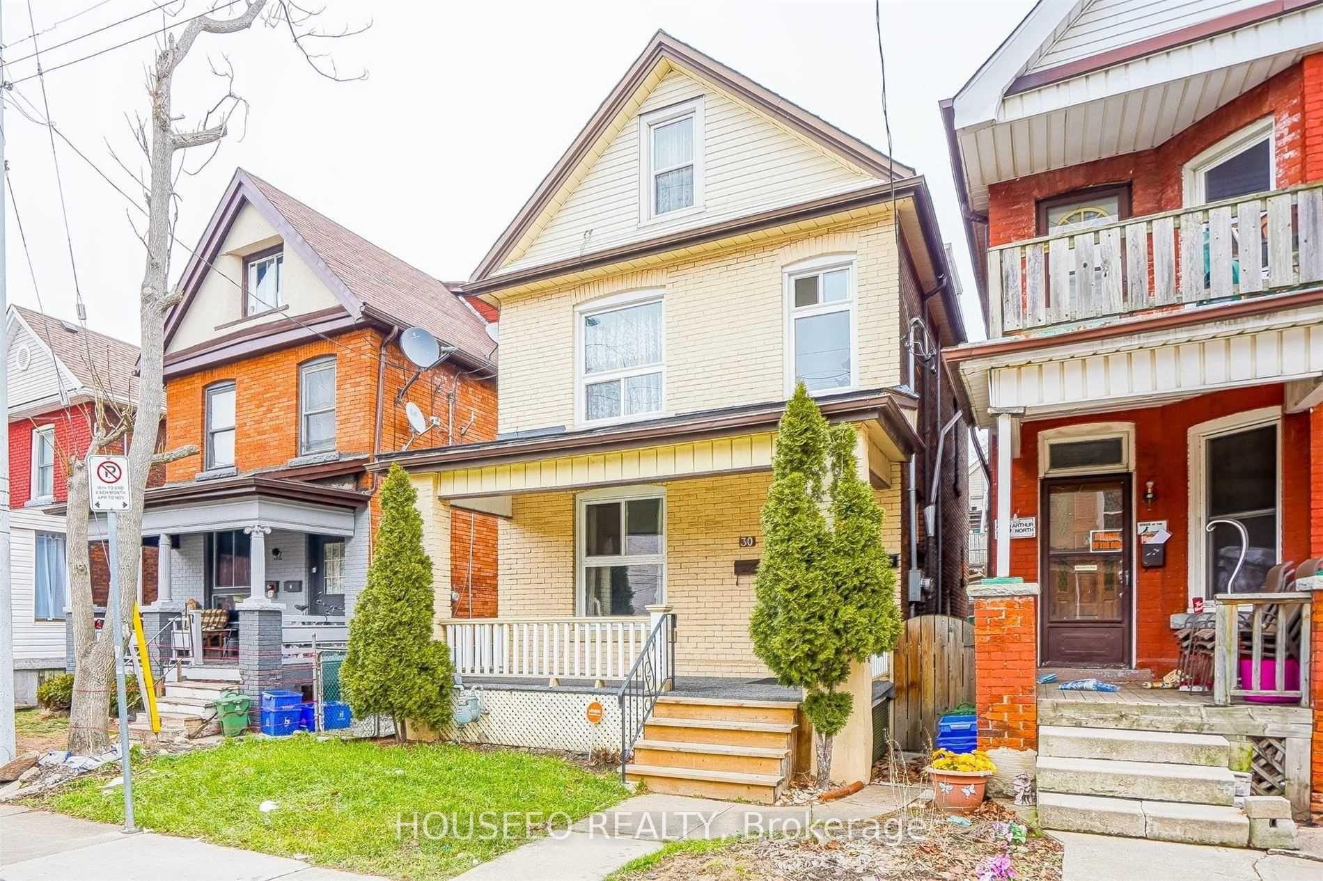 Photo 2 of 30 Arthur Avenue N, Hamilton, Gibson — HOMEH