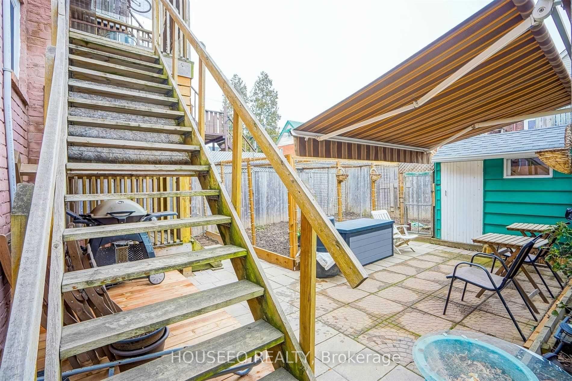 Photo 4 of 30 Arthur Avenue N, Hamilton, Gibson — HOMEH
