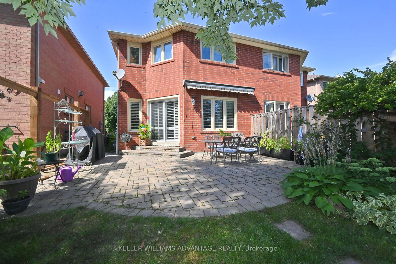 Photo 16 of 362 Pinnacle Trail, Aurora, Bayview Wellington — HOMEH