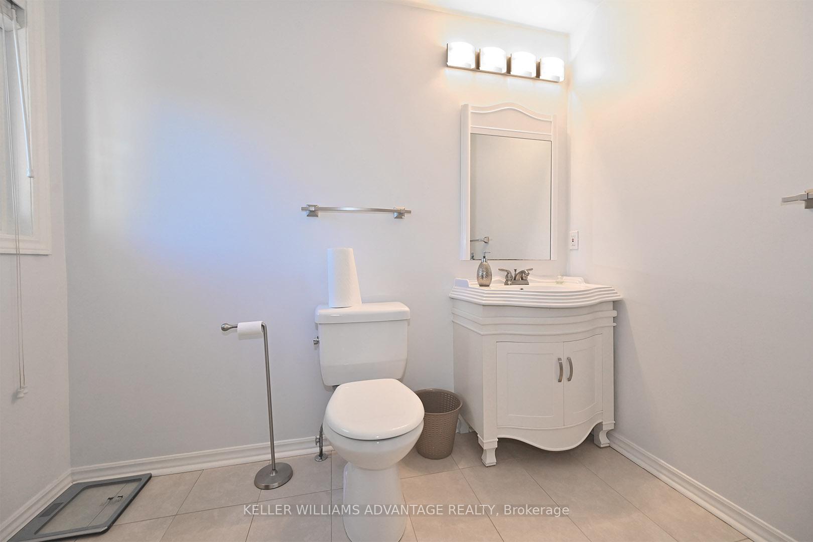 Photo 15 of 362 Pinnacle Trail, Aurora, Bayview Wellington — HOMEH