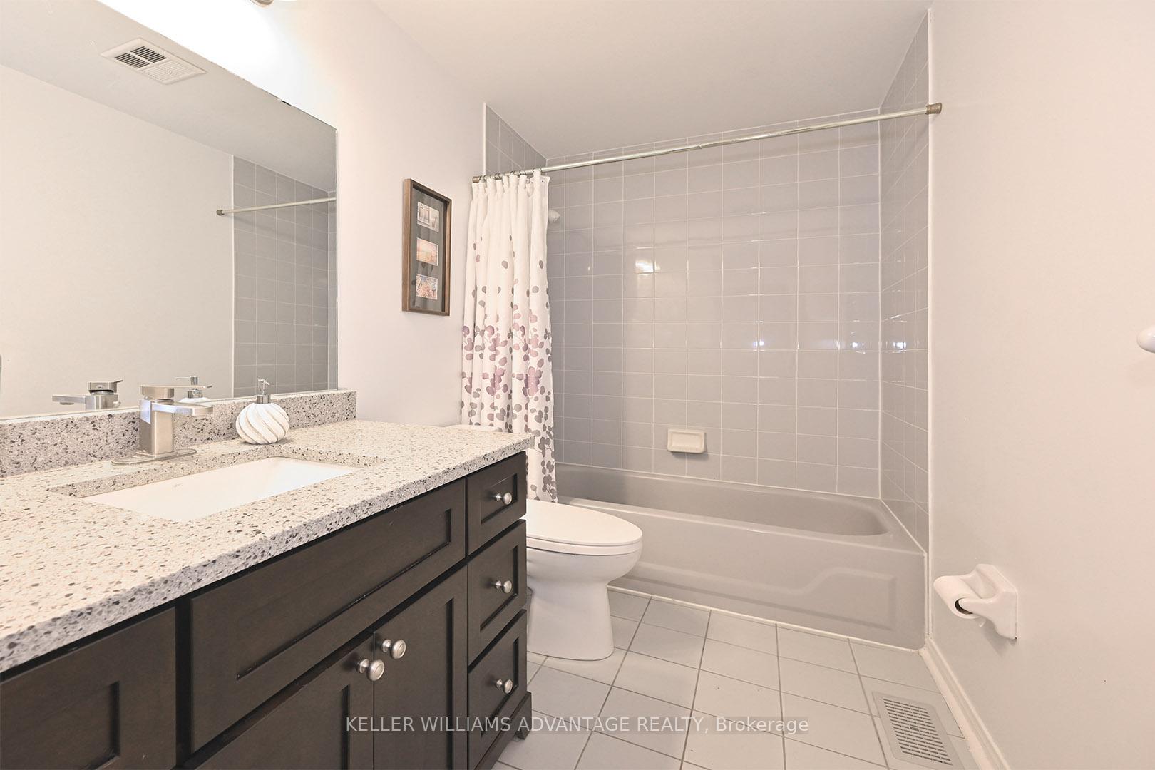 Photo 20 of 362 Pinnacle Trail, Aurora, Bayview Wellington — HOMEH