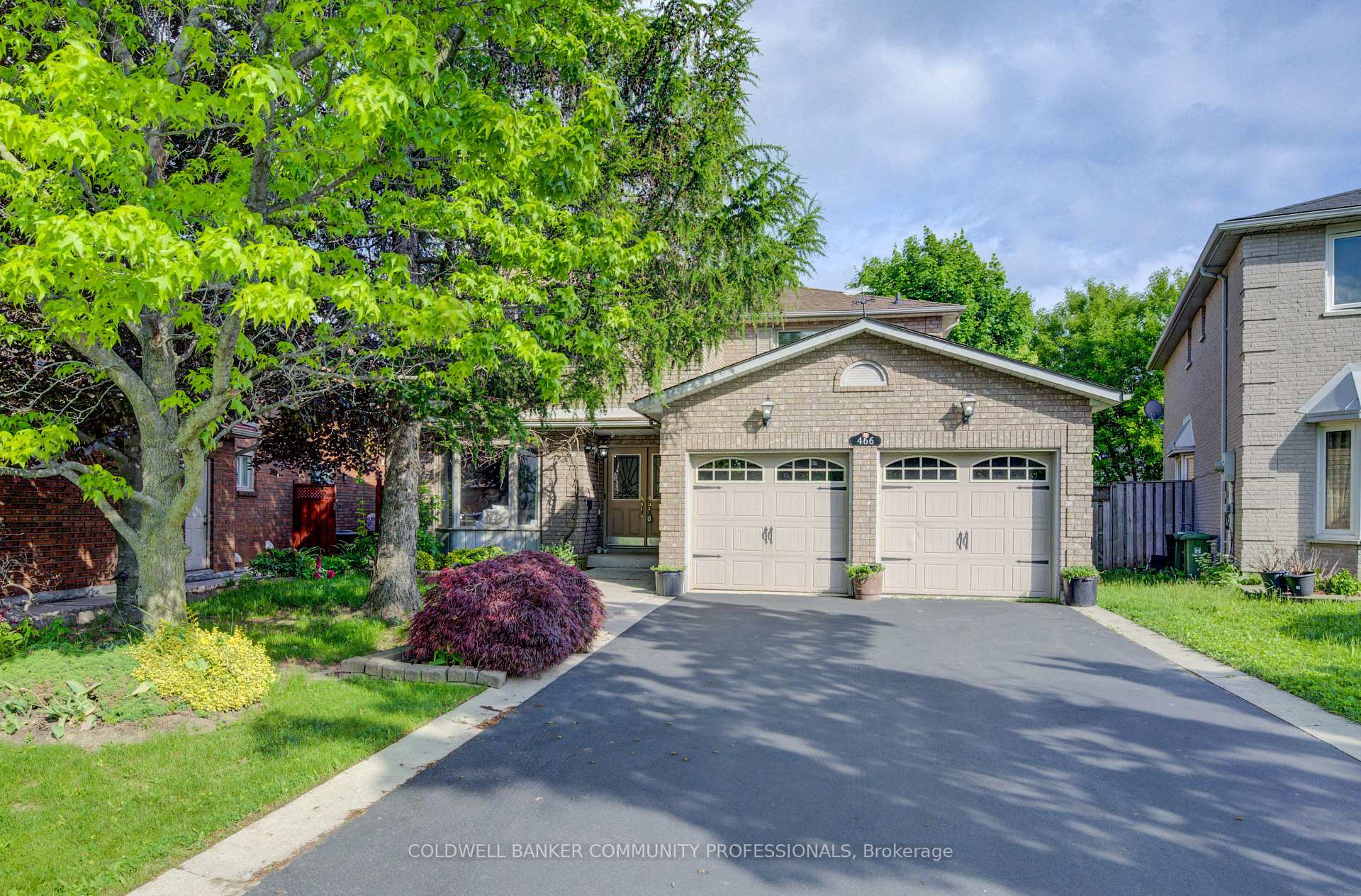 Front of 466 Dicenzo Drive
