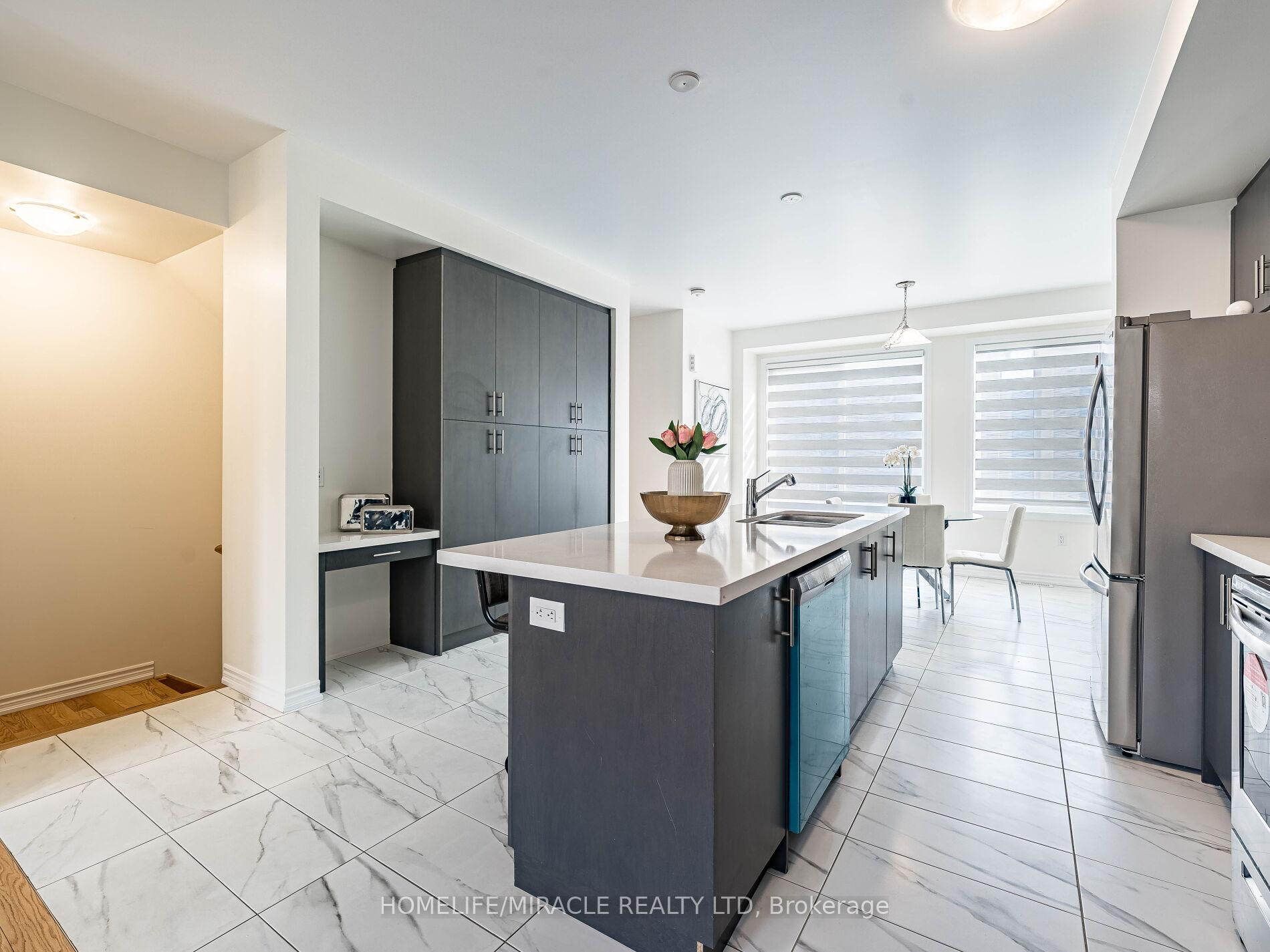 Photo 37 of 106 Halliford Place, Brampton, Goreway Drive Corridor — HOMEH