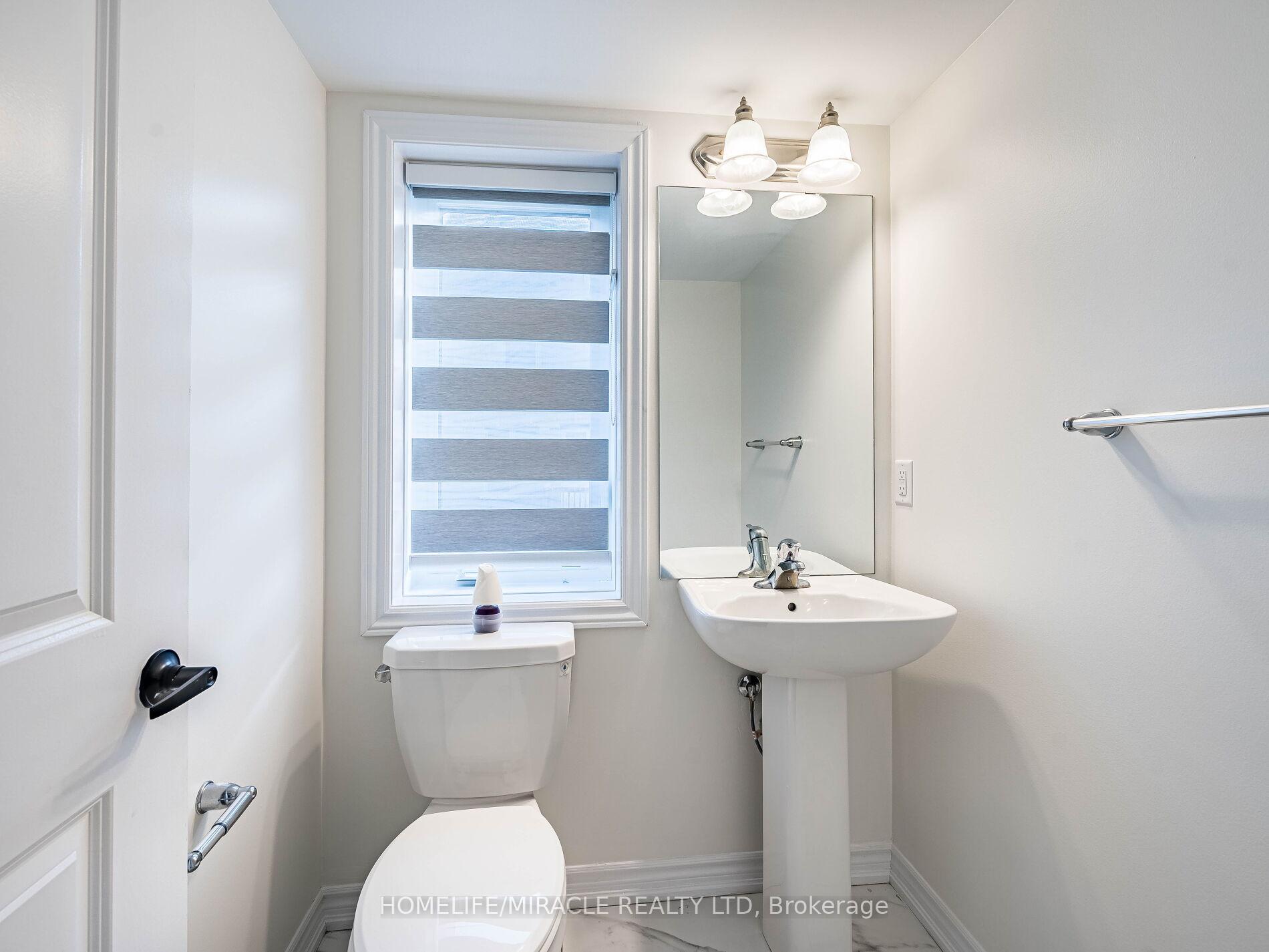 Photo 16 of 106 Halliford Place, Brampton, Goreway Drive Corridor — HOMEH