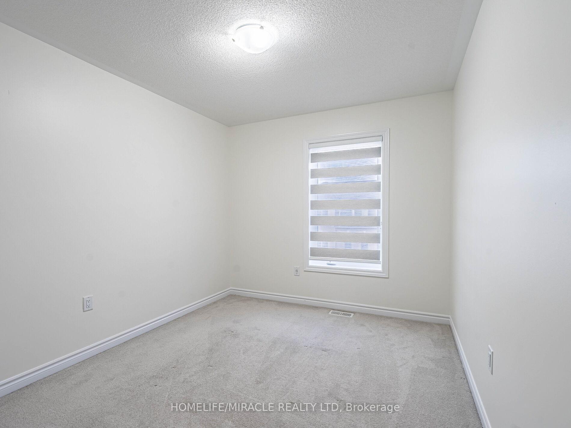Photo 24 of 106 Halliford Place, Brampton, Goreway Drive Corridor — HOMEH