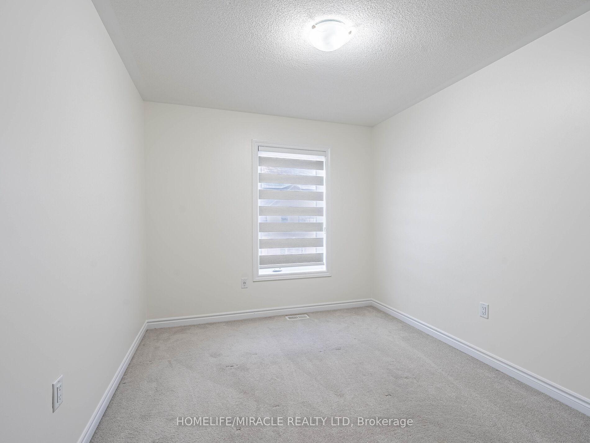 Photo 36 of 106 Halliford Place, Brampton, Goreway Drive Corridor — HOMEH