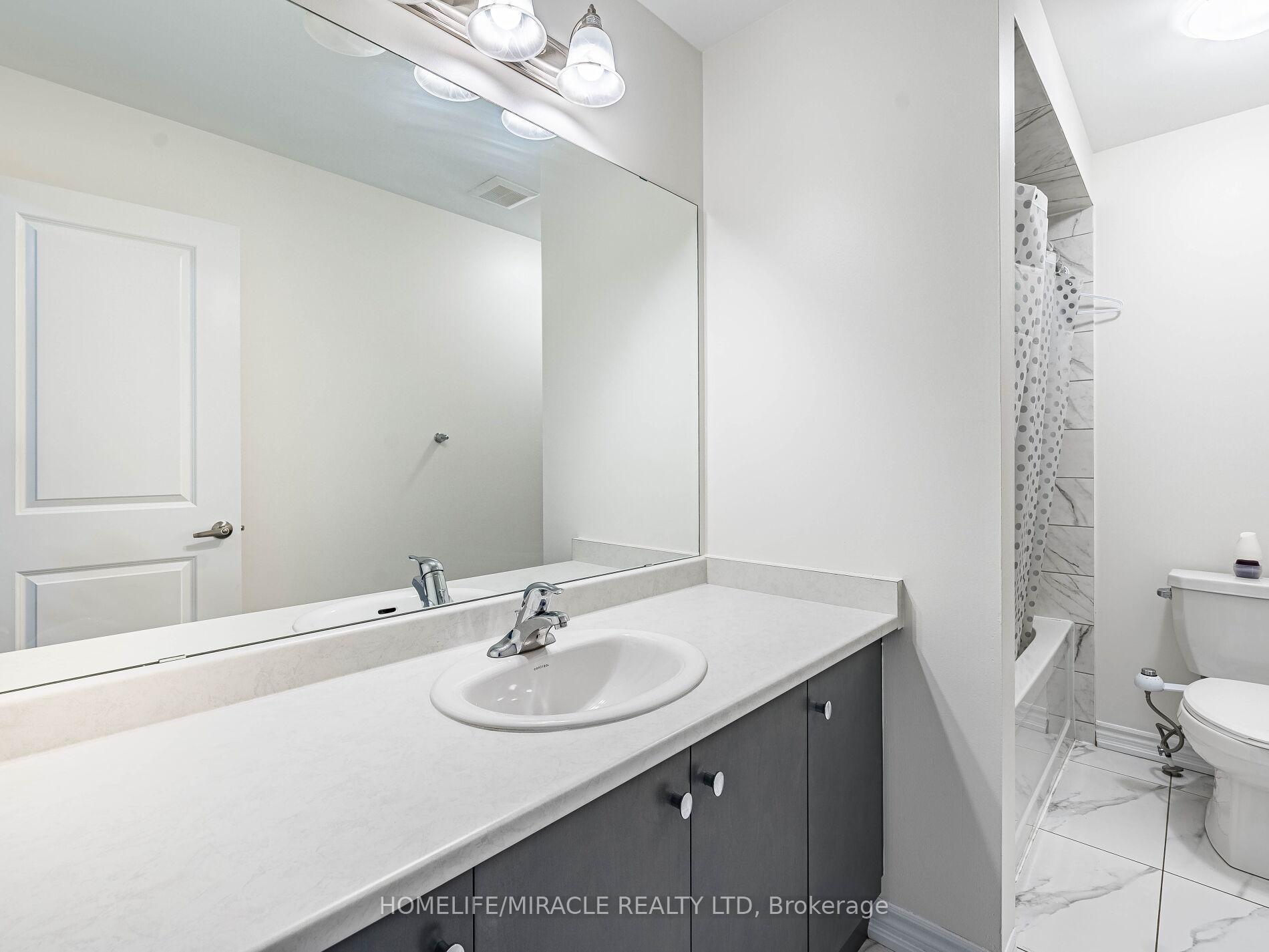 Photo 28 of 106 Halliford Place, Brampton, Goreway Drive Corridor — HOMEH
