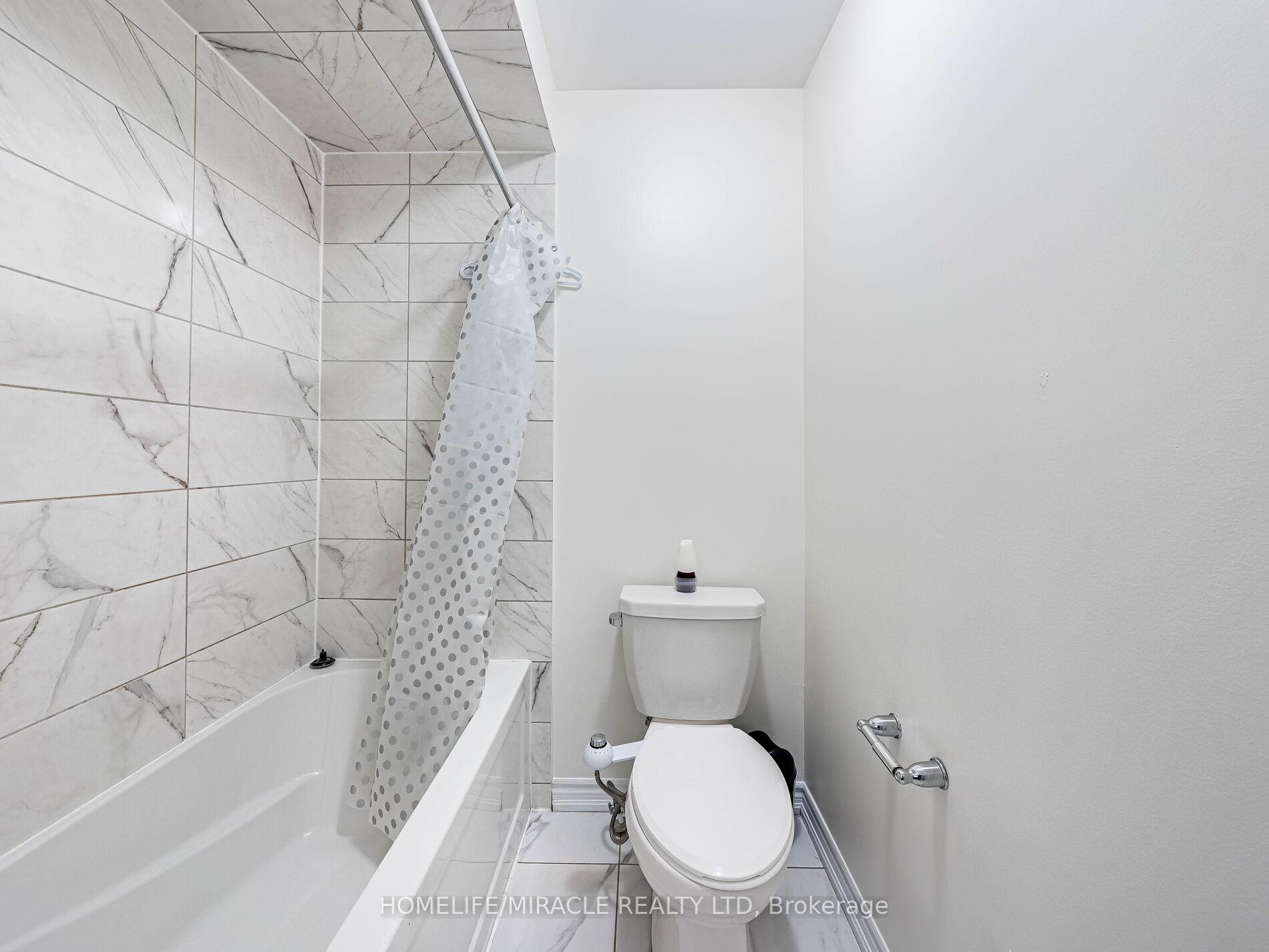 Photo 32 of 106 Halliford Place, Brampton, Goreway Drive Corridor — HOMEH