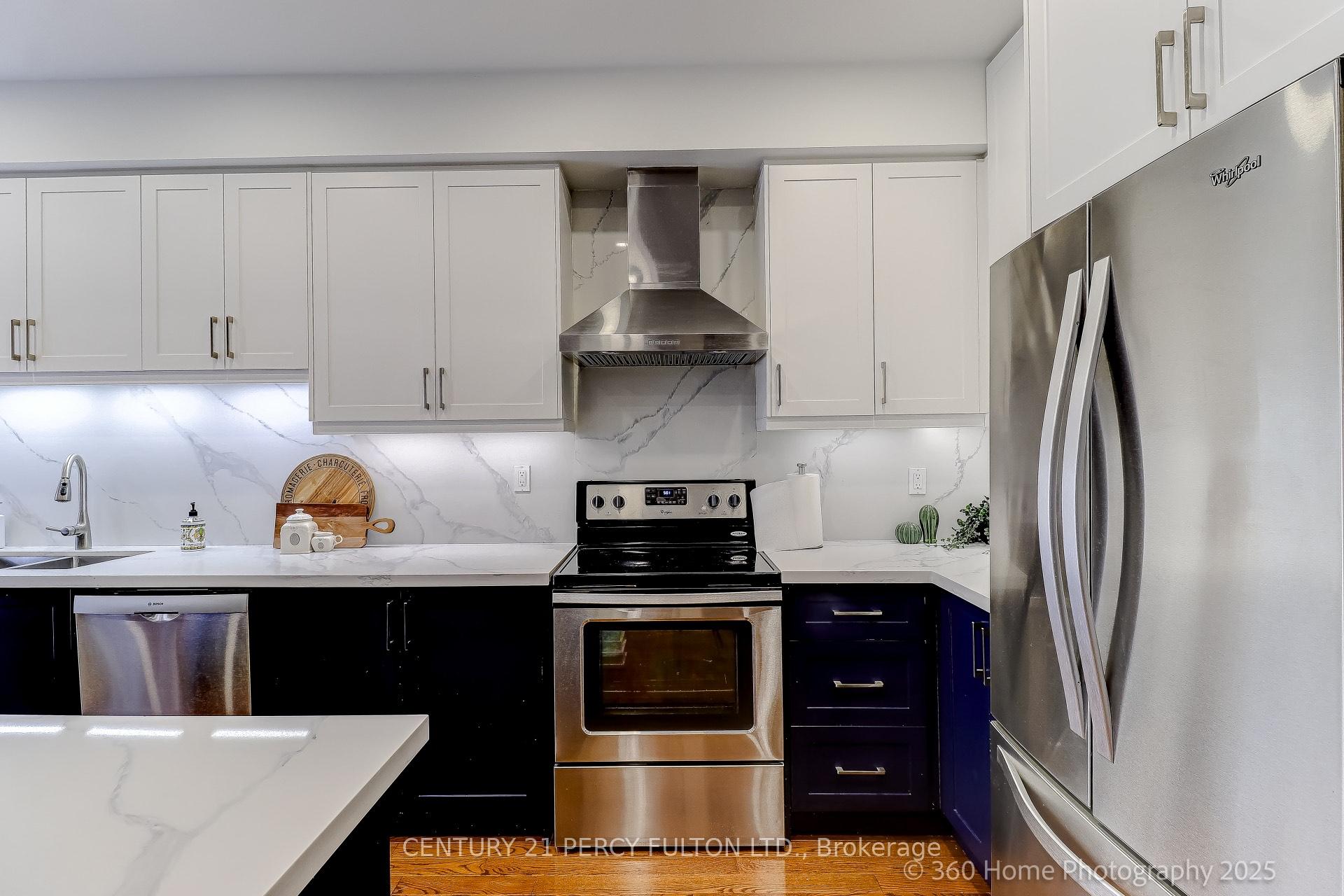 Photo 11 of 30 Marjoram Drive, Ajax, South East — HOMEH