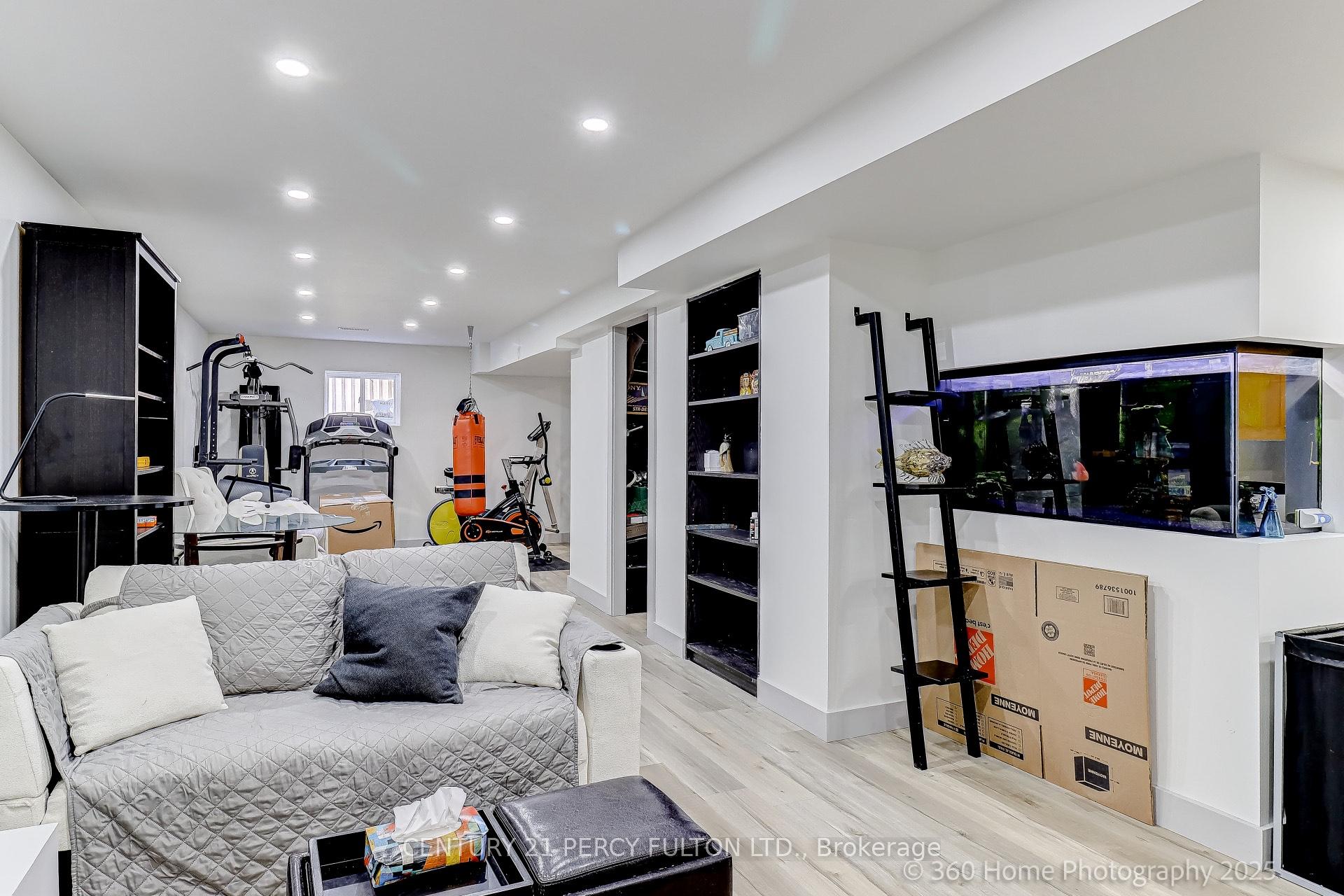 Photo 22 of 30 Marjoram Drive, Ajax, South East — HOMEH