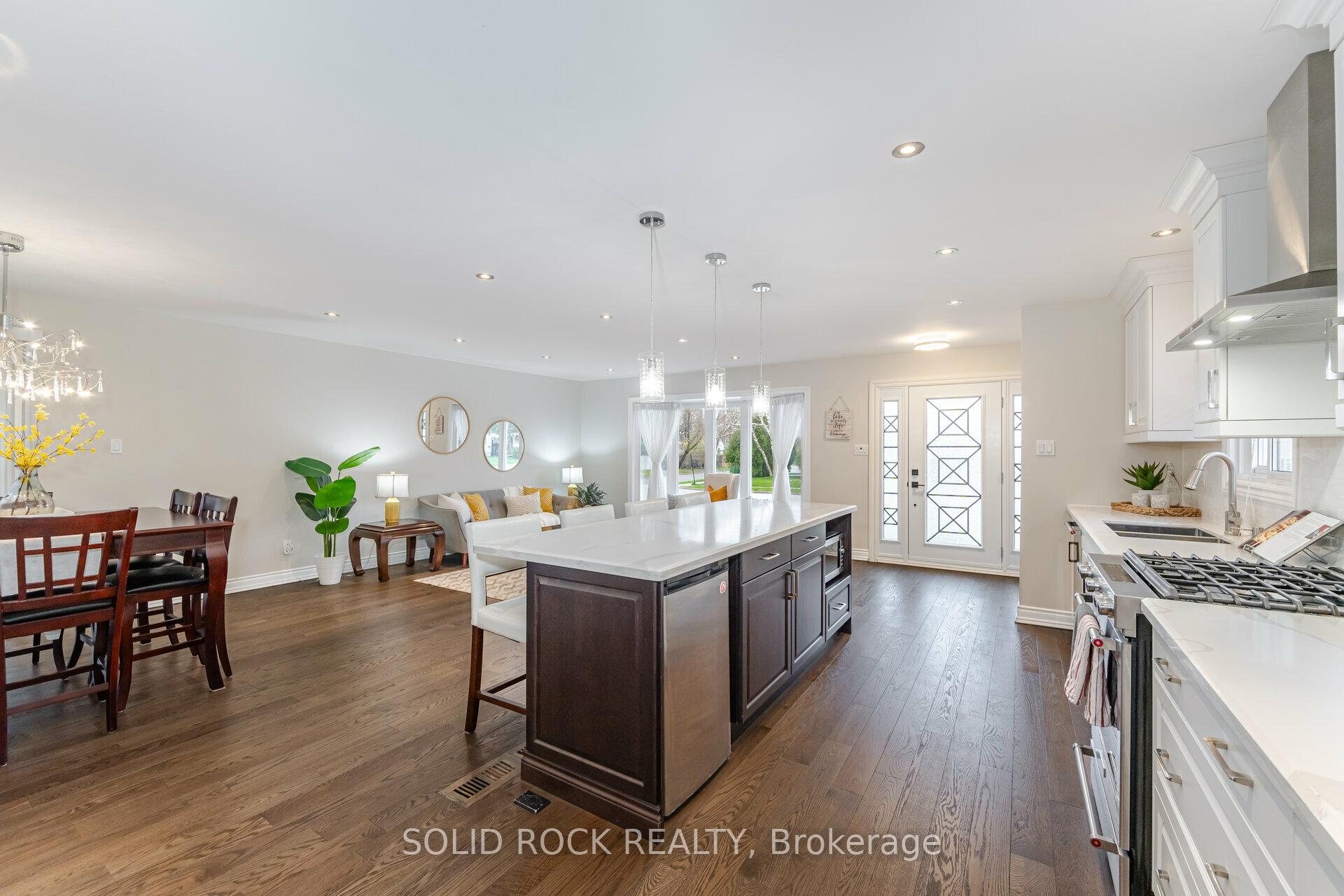Photo 34 of 30 Pleasantview Avenue, Brampton, Brampton West — HOMEH